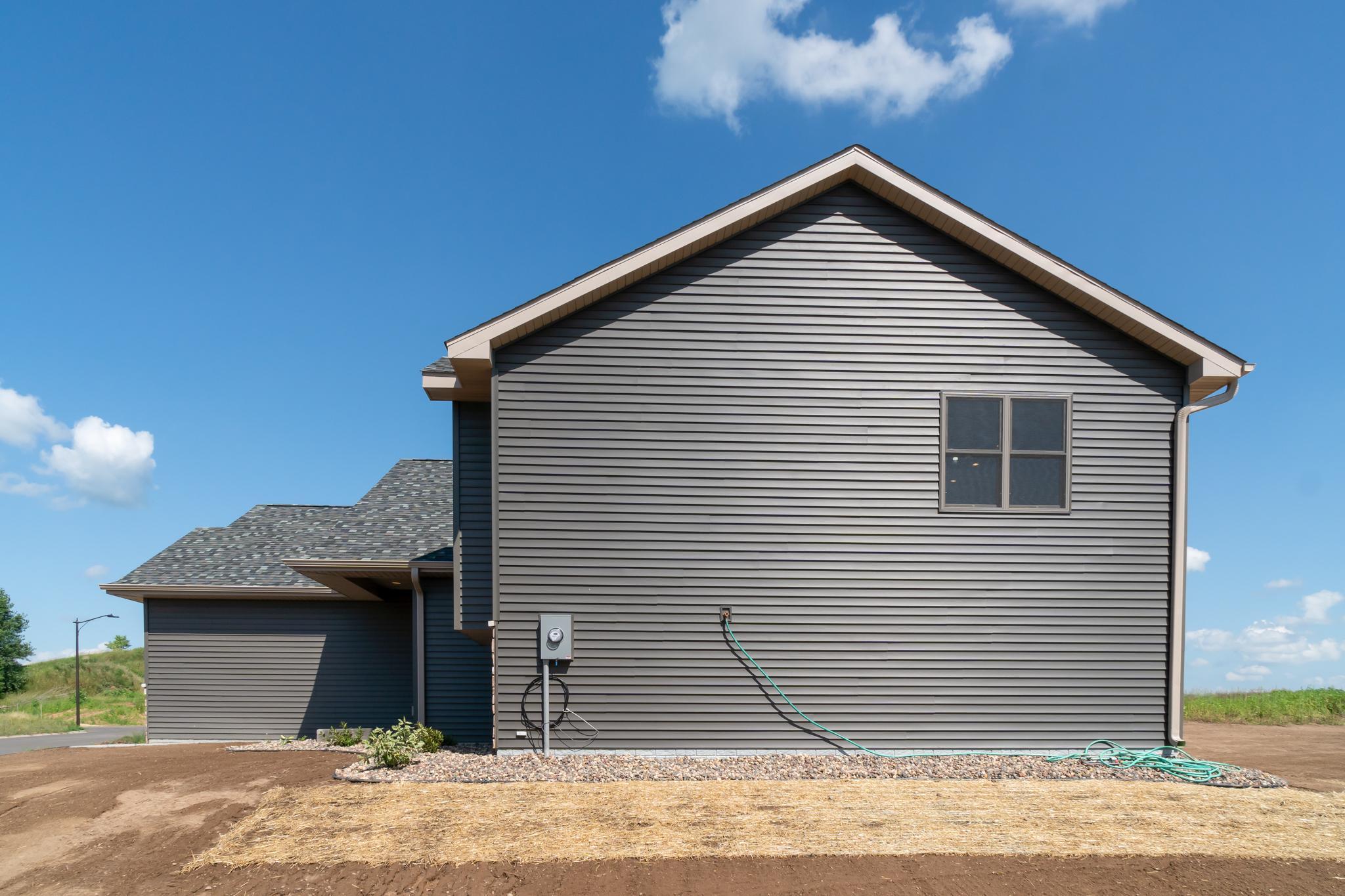 453 Coyote Way