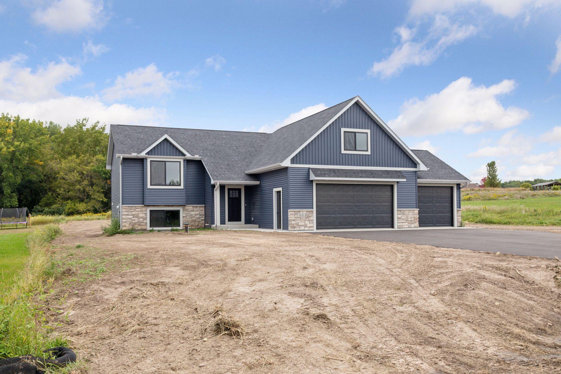 471 Coyote Way