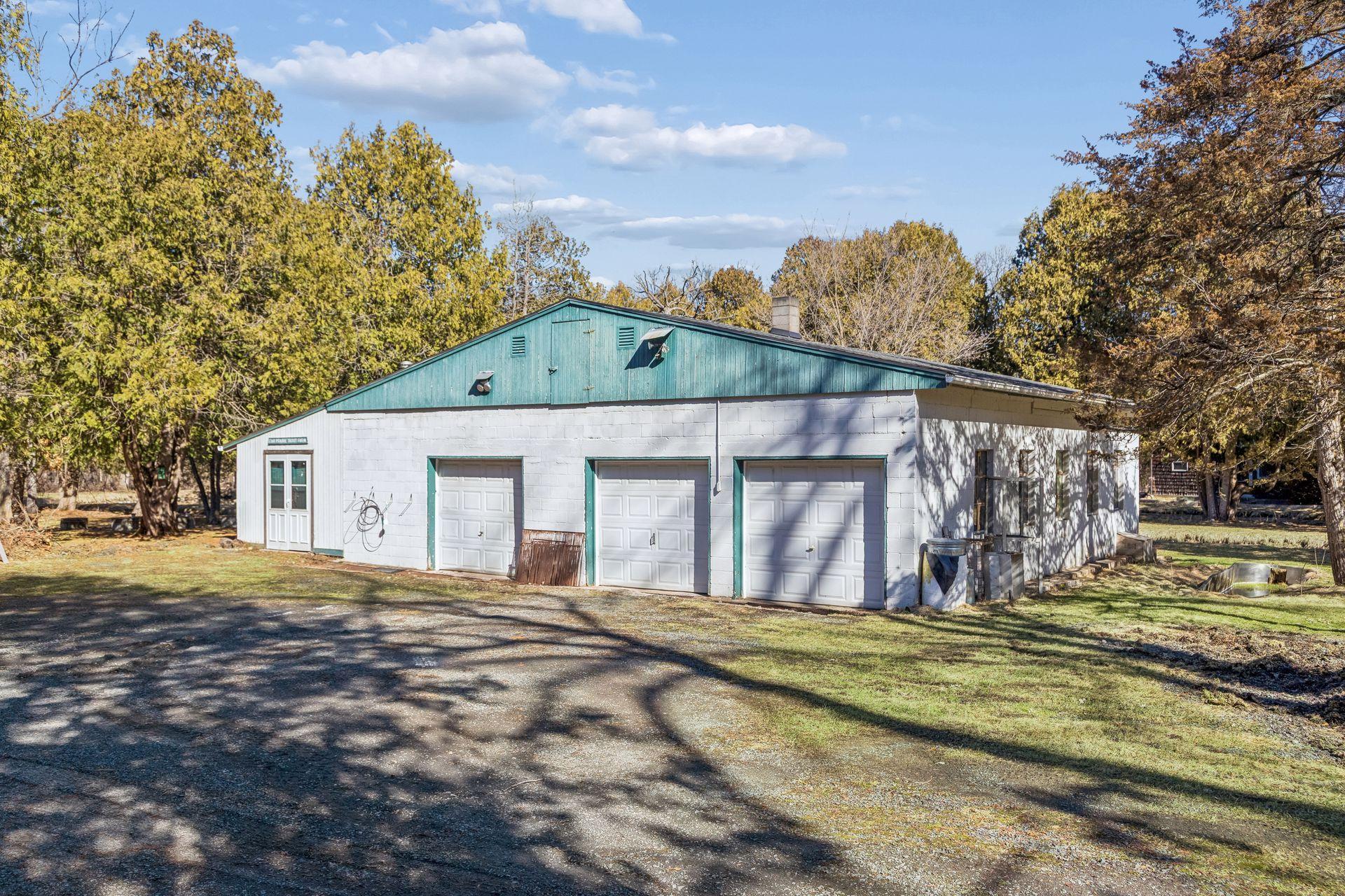 400 Hill Avenue