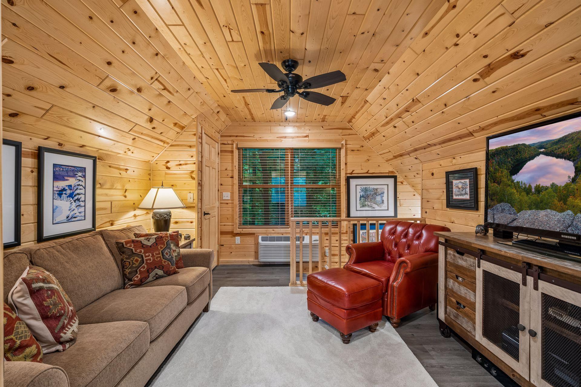 7125 Rainbow Lane
