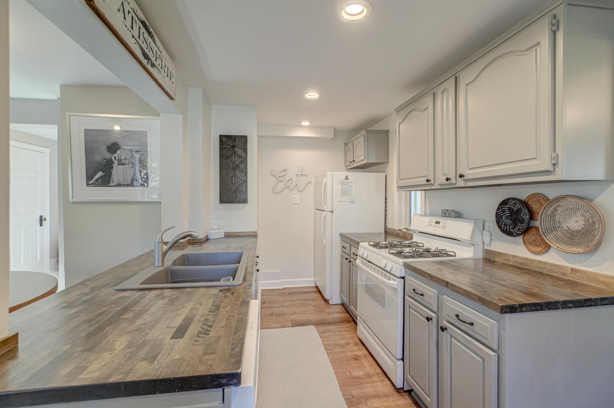 512 Locust Street