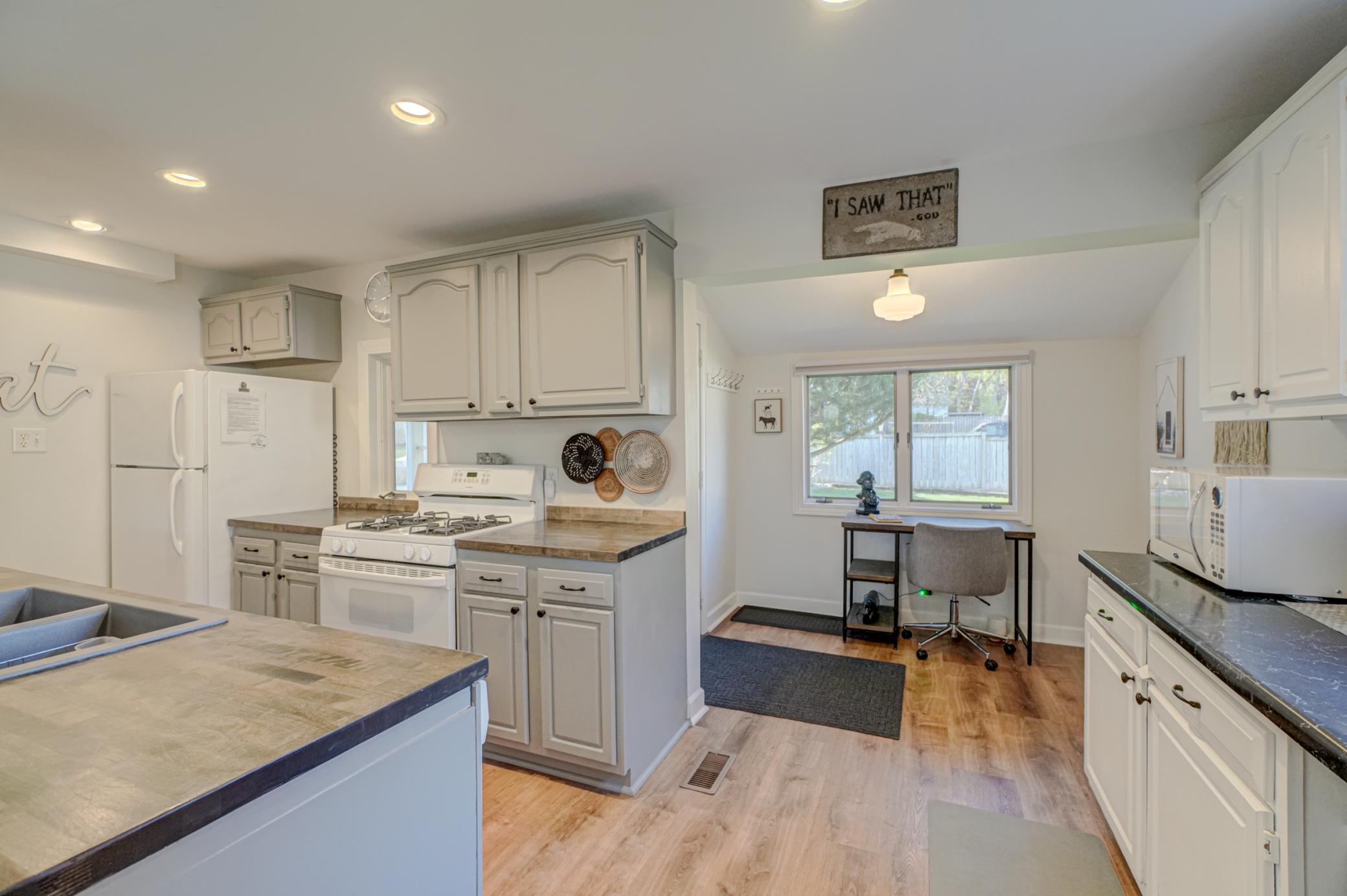 512 Locust Street