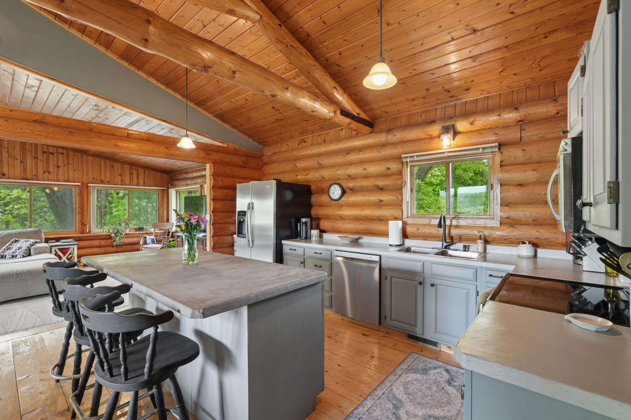 1295 Evergreen Drive