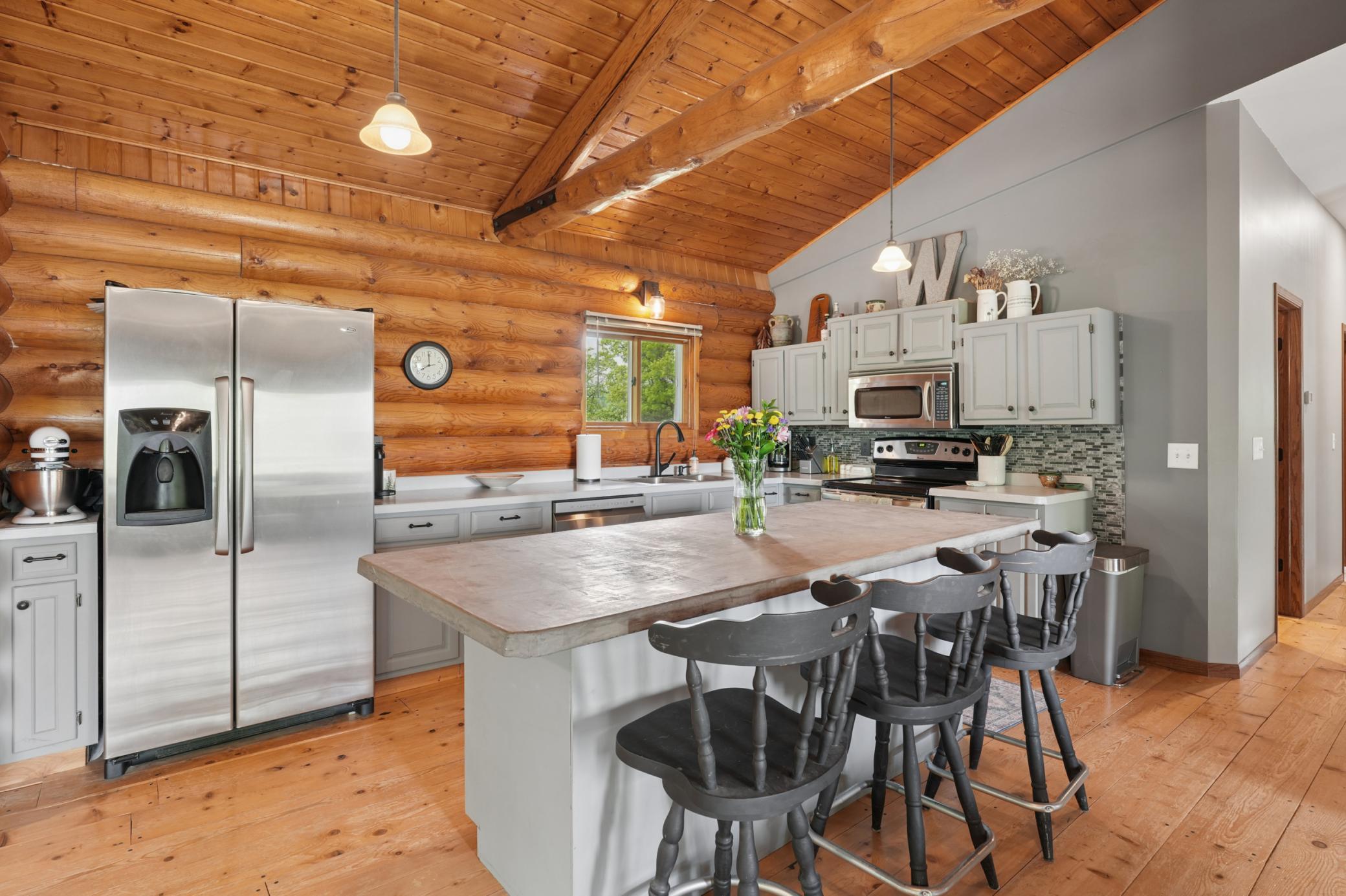 1295 Evergreen Drive