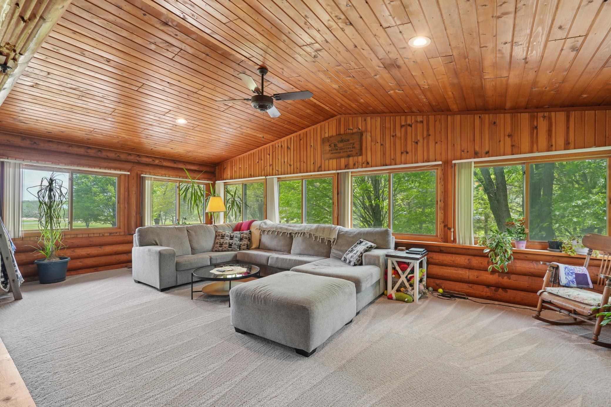1295 Evergreen Drive