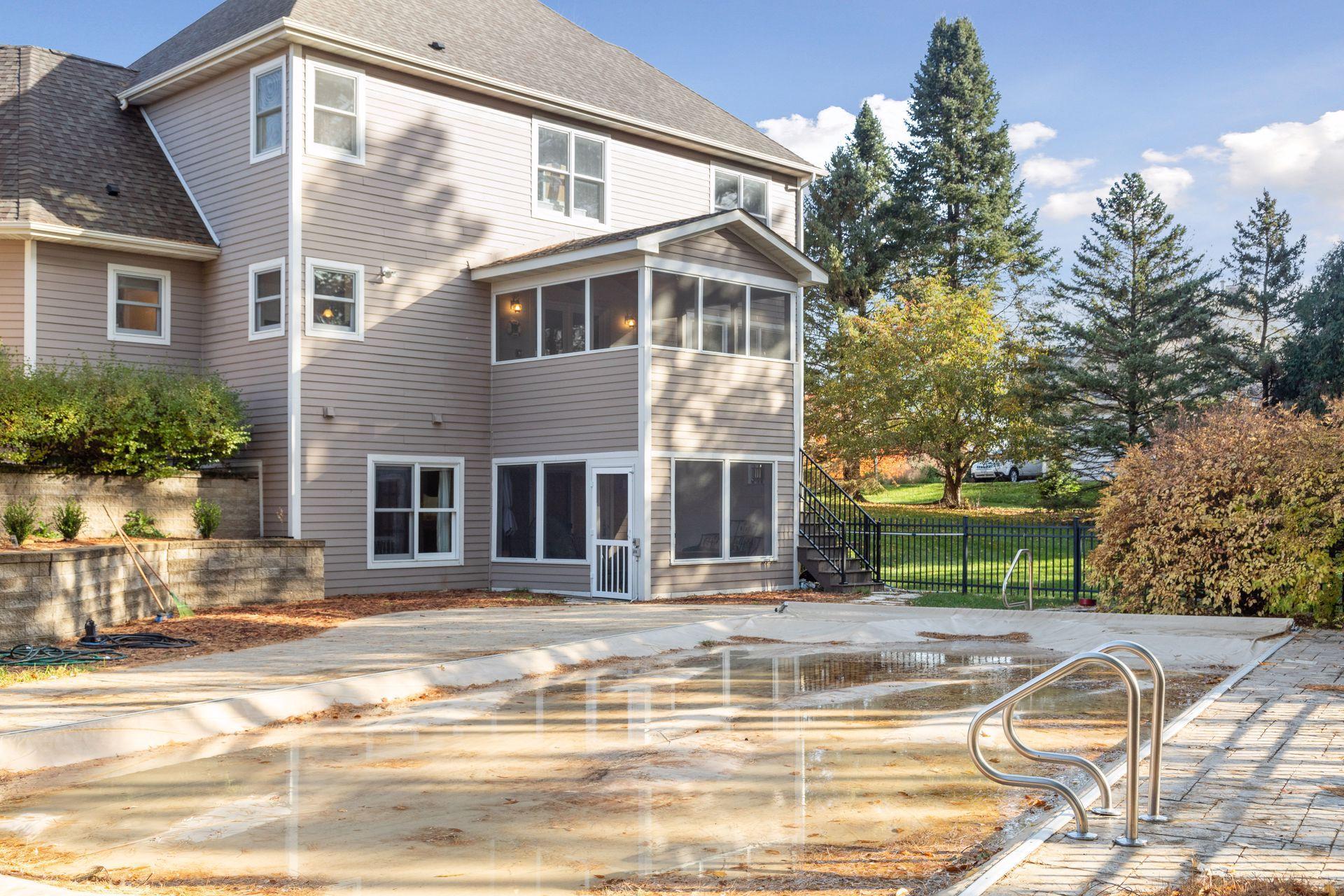 323 Saint Annes Parkway