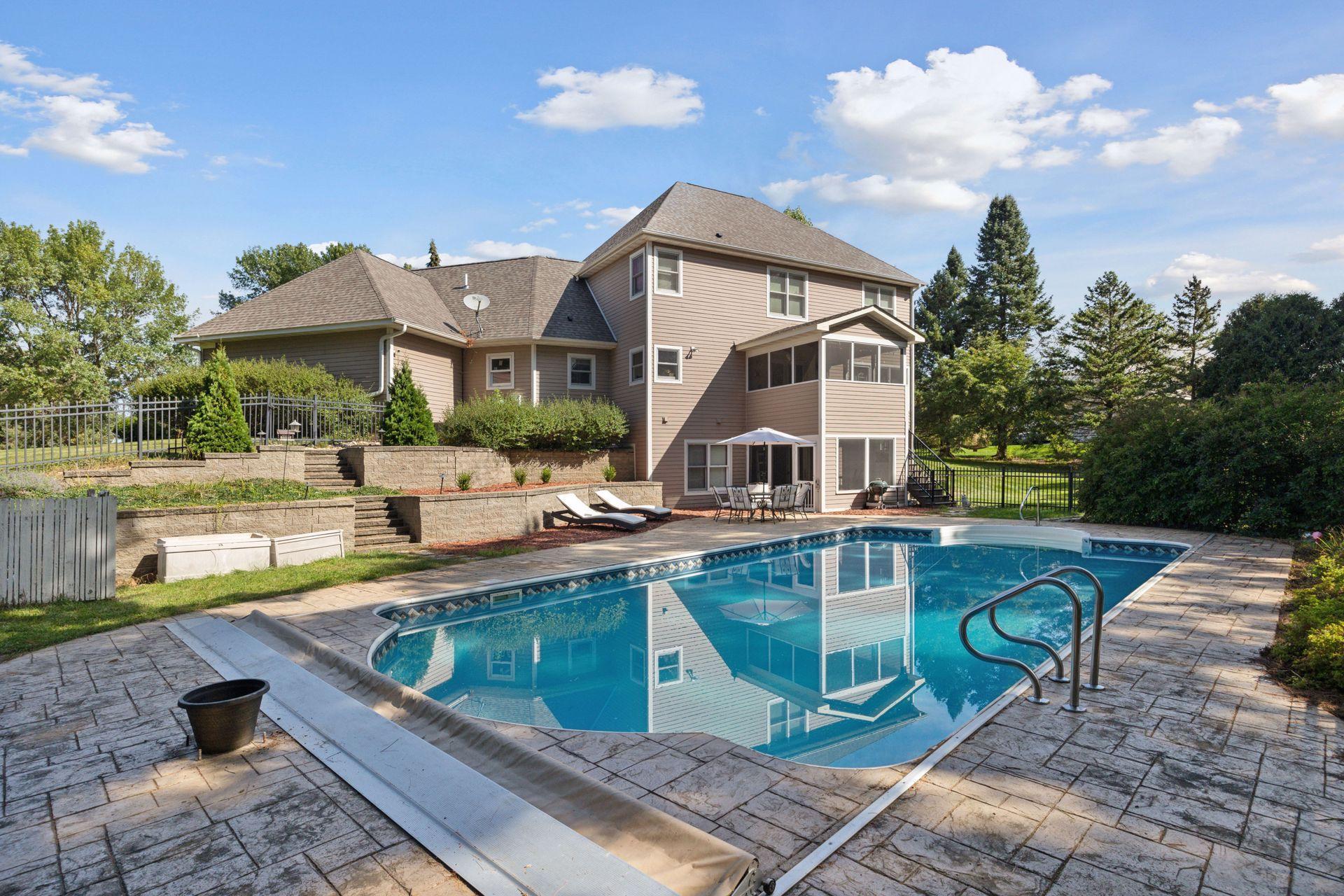 323 Saint Annes Parkway