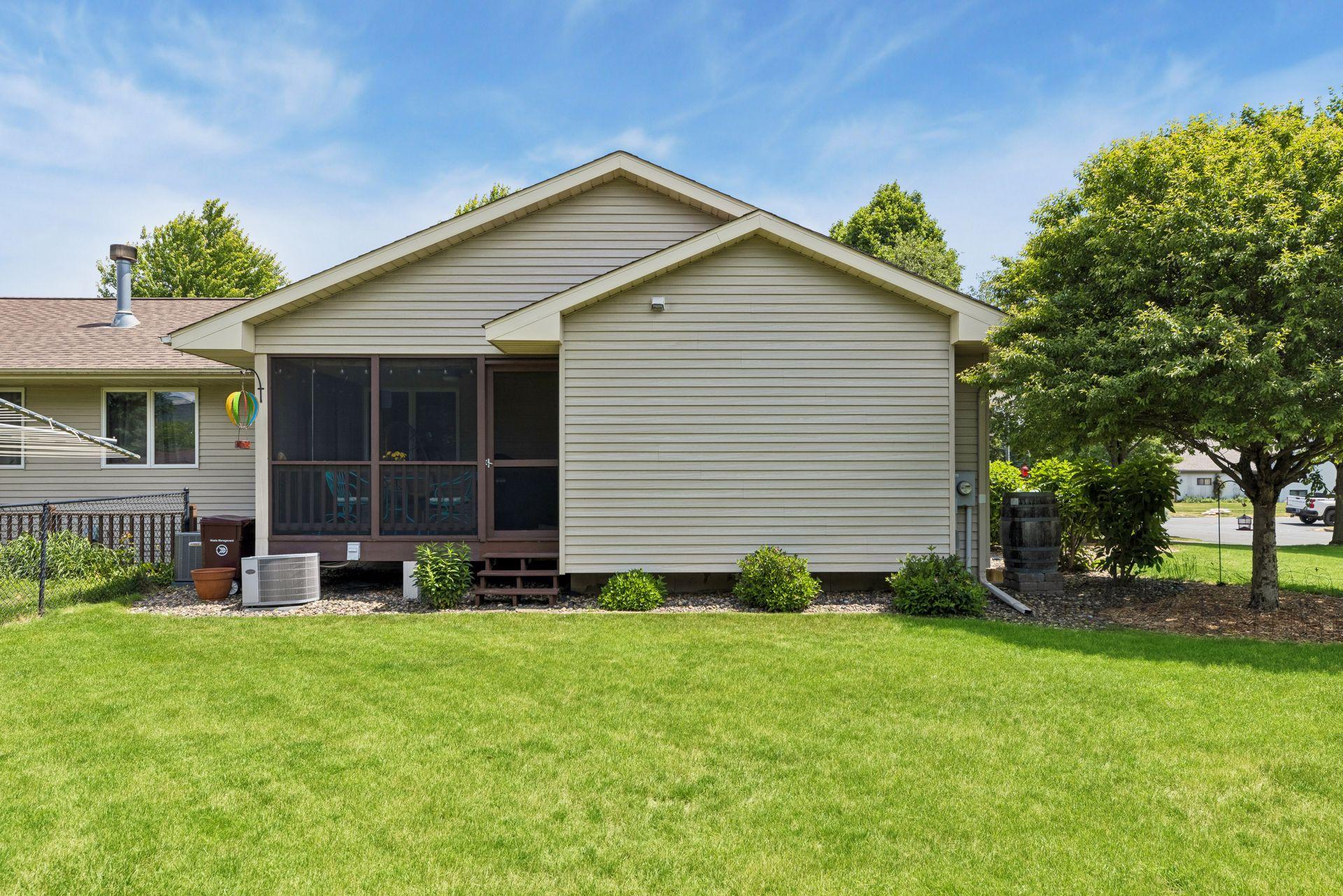 843 Leroy Lane