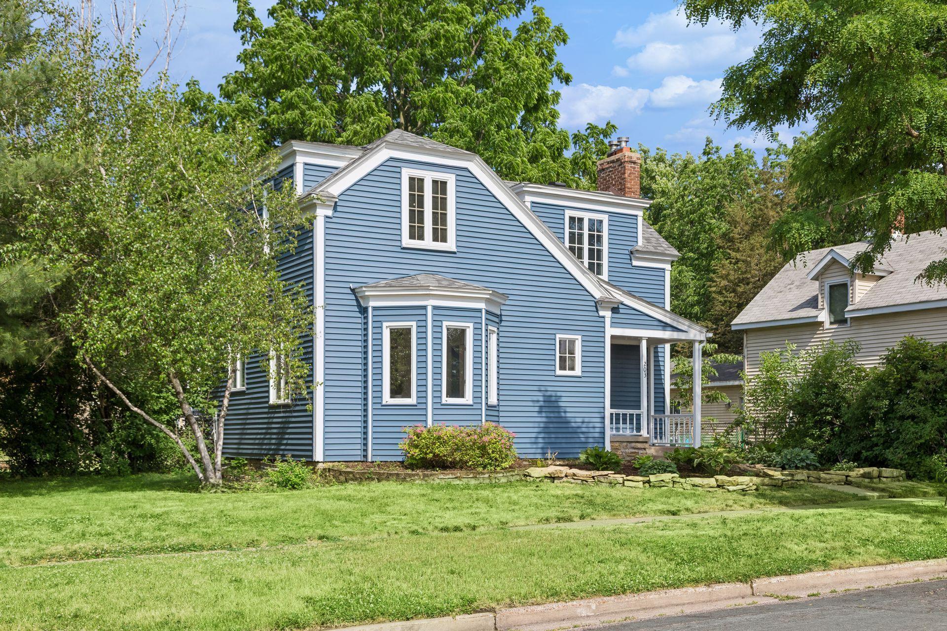 203 Lewis Street