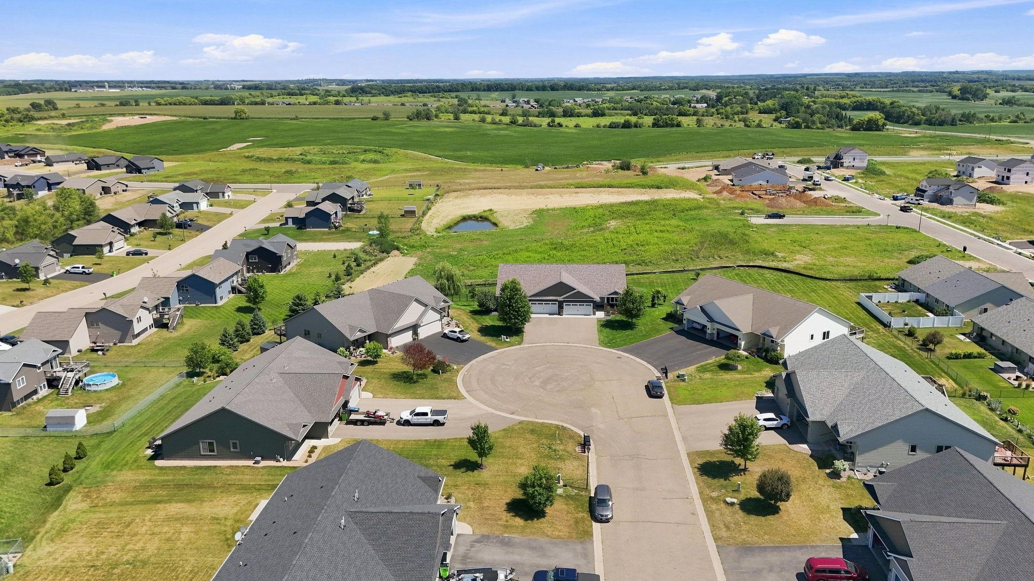 1743 Ducktail Court