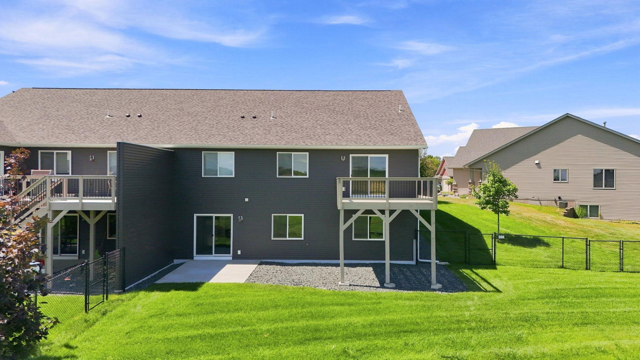 1743 Ducktail Court