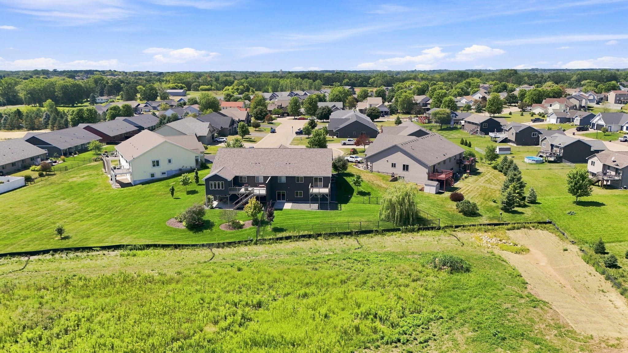 1743 Ducktail Court