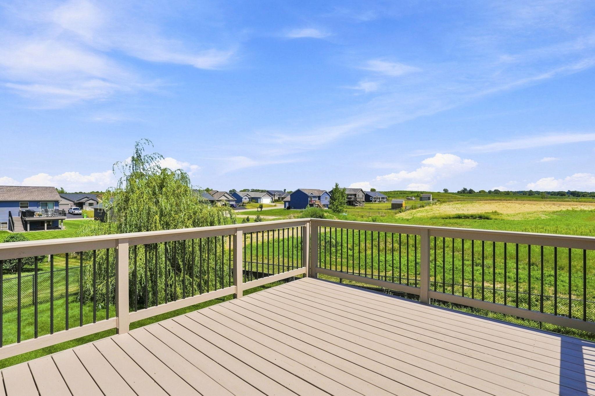 1743 Ducktail Court