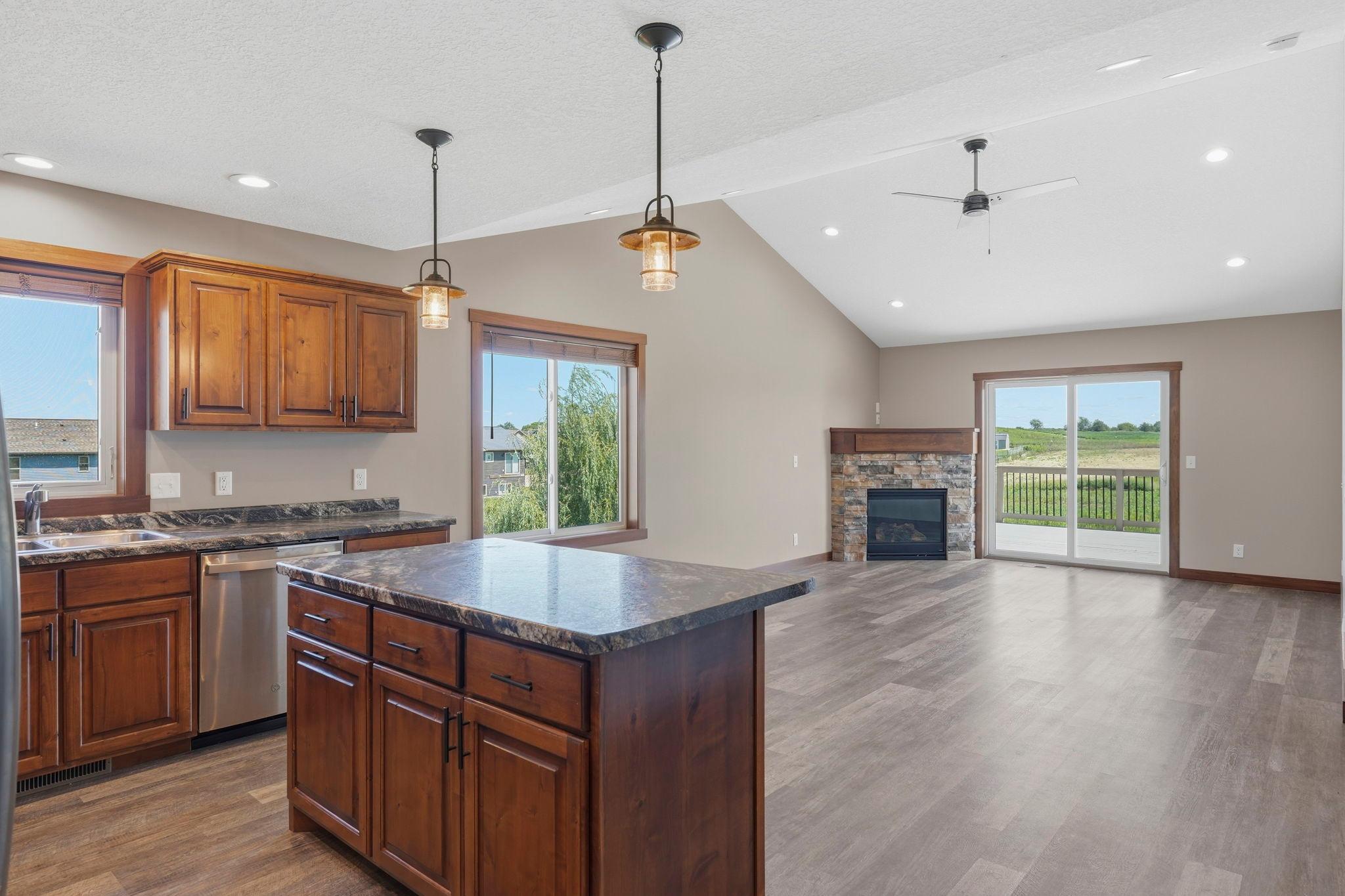 1743 Ducktail Court