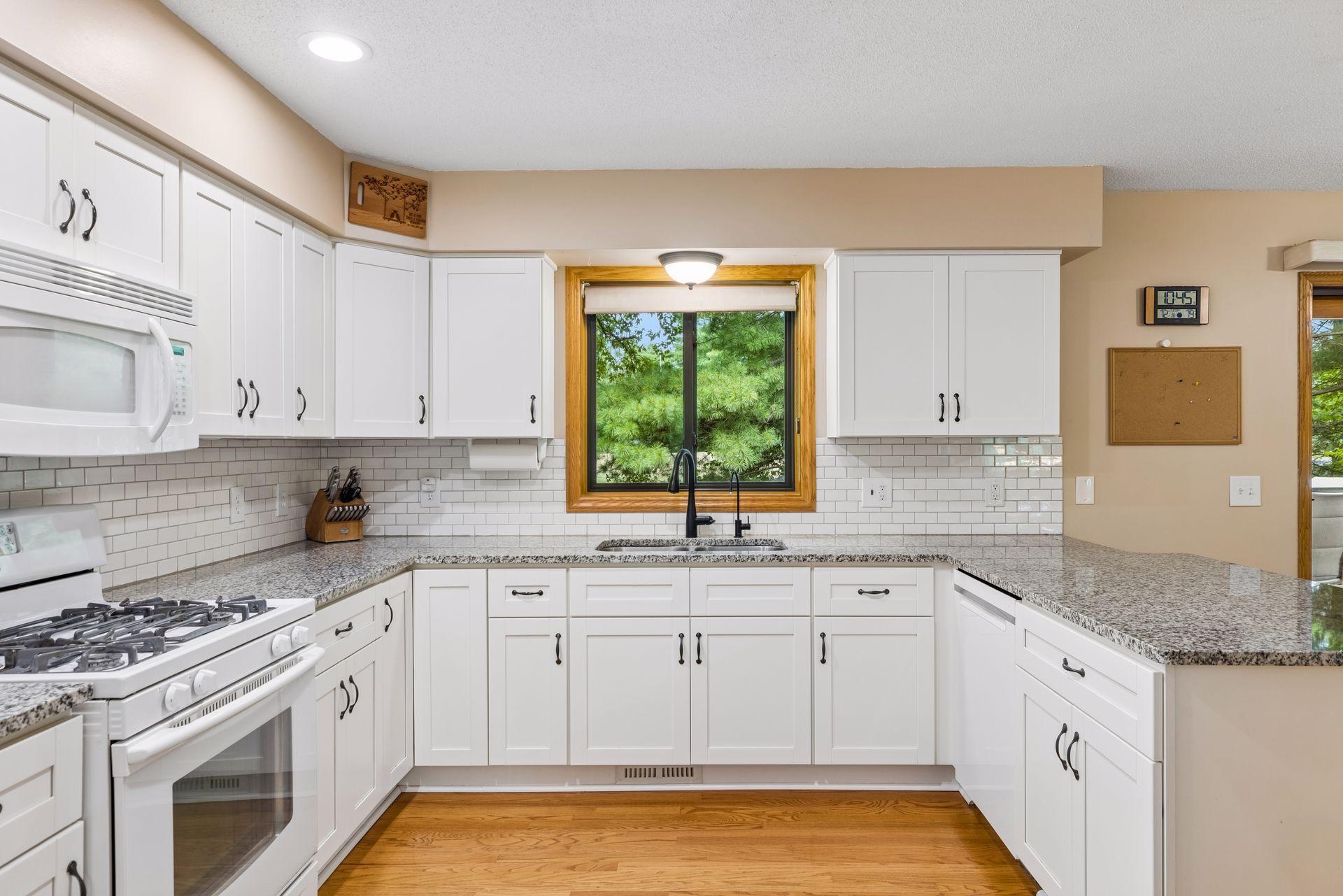 1076 Cottonwood Drive