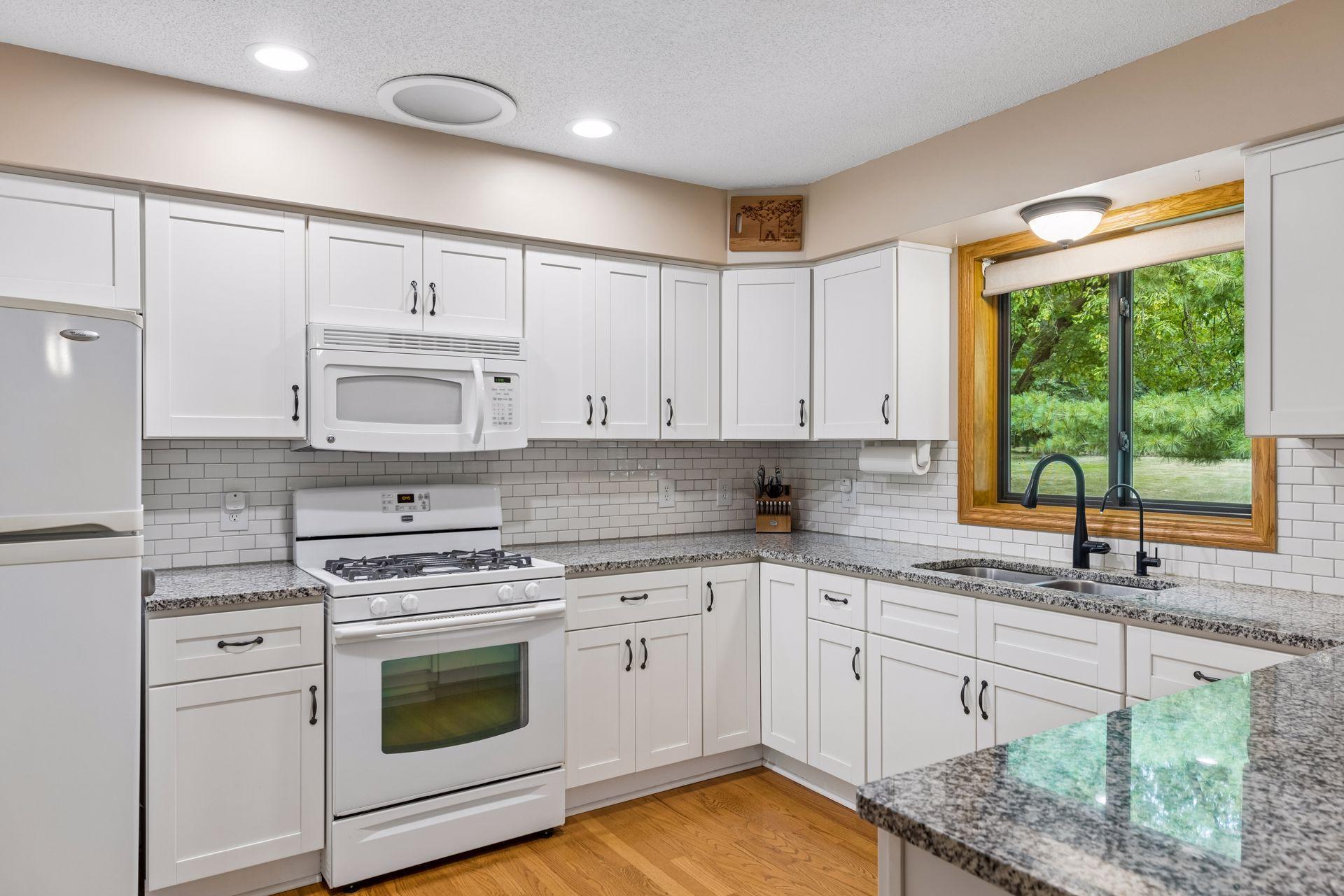 1076 Cottonwood Drive