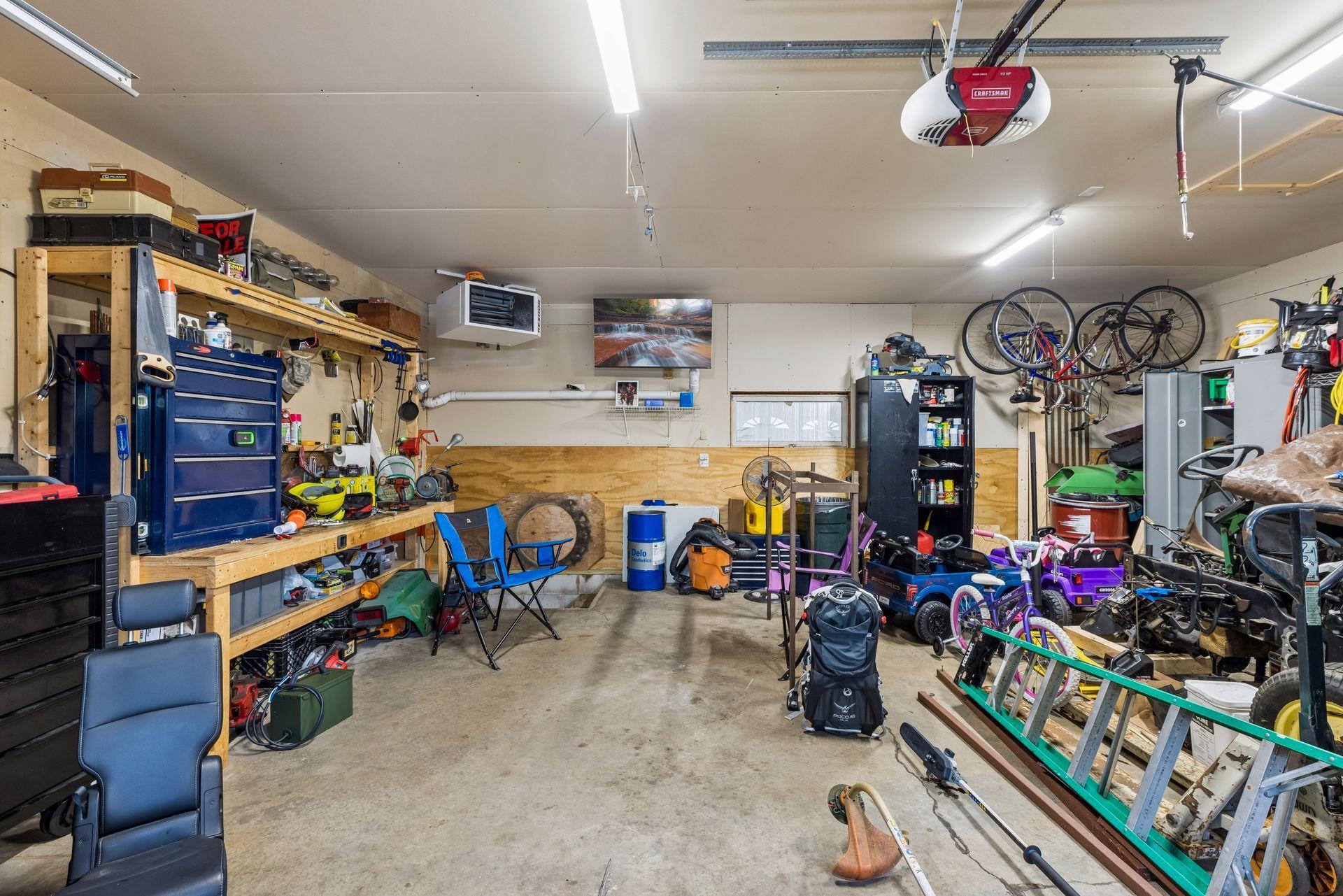 1076 Cottonwood Drive