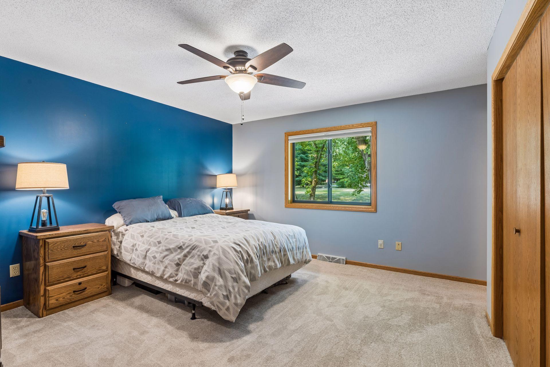1076 Cottonwood Drive