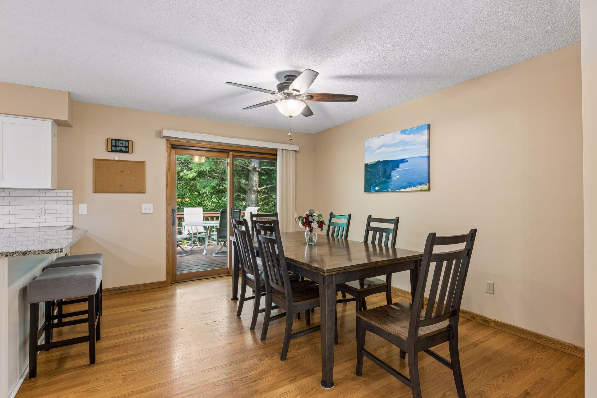 1076 Cottonwood Drive