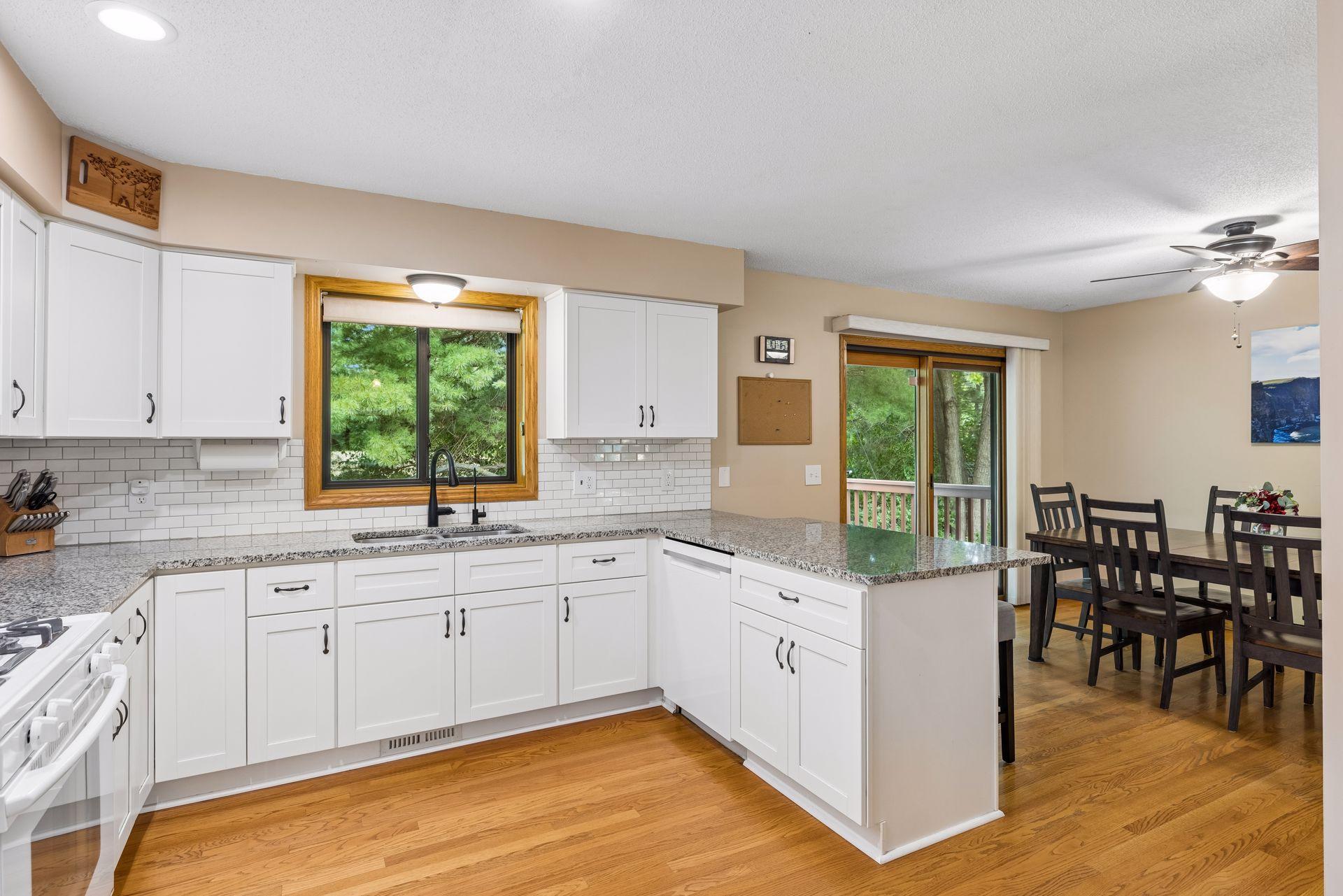 1076 Cottonwood Drive