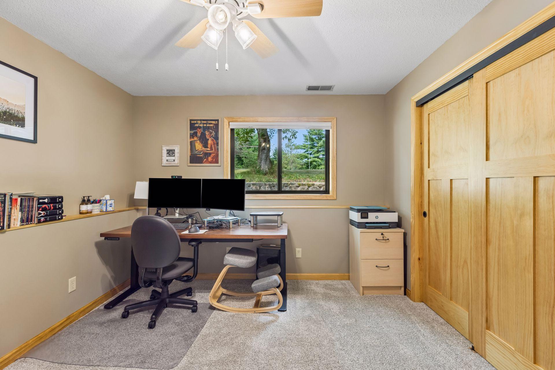 1076 Cottonwood Drive