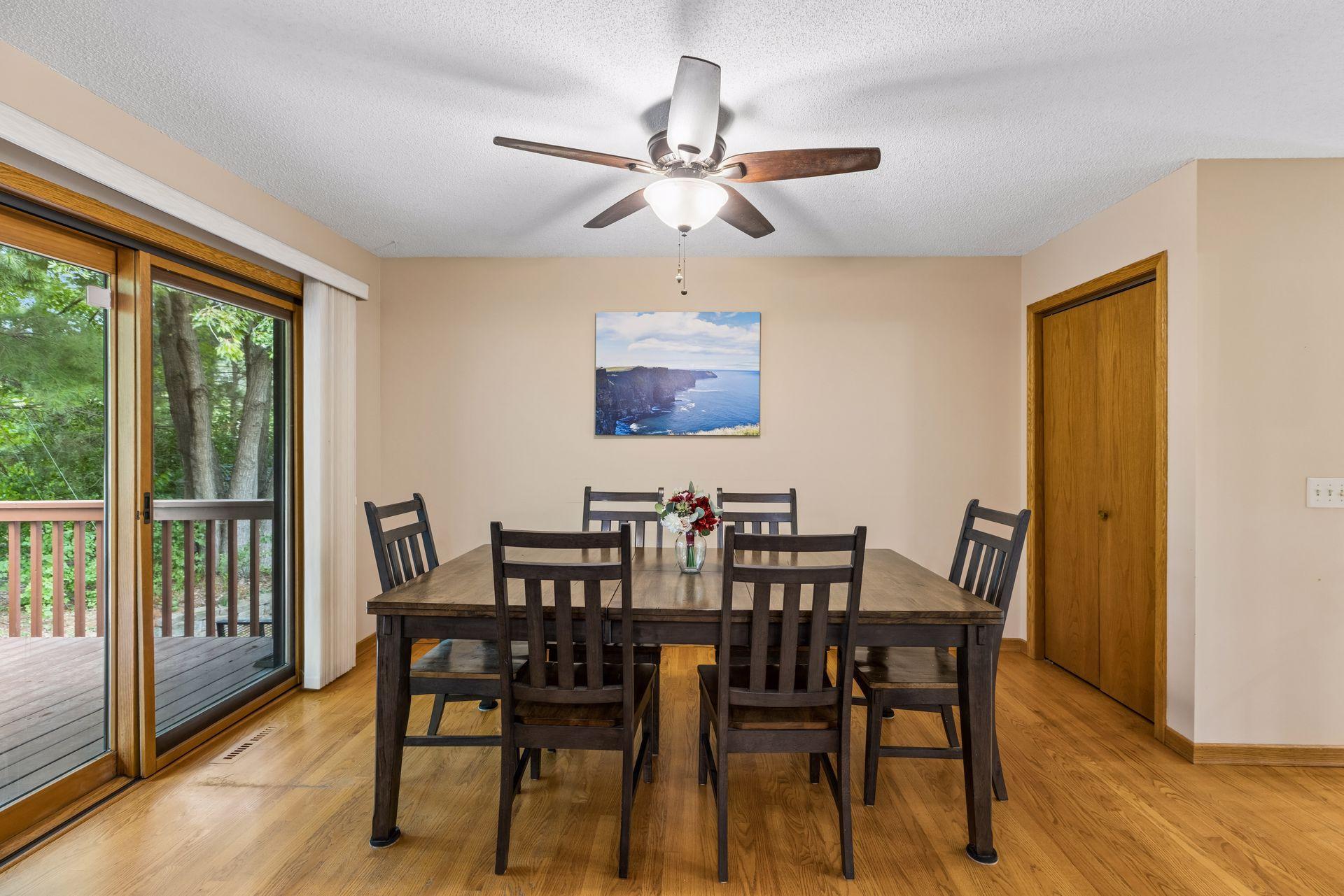 1076 Cottonwood Drive