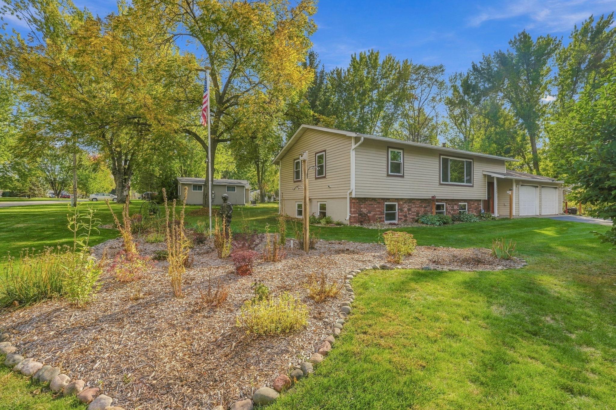 16701 Upper 4th Street N