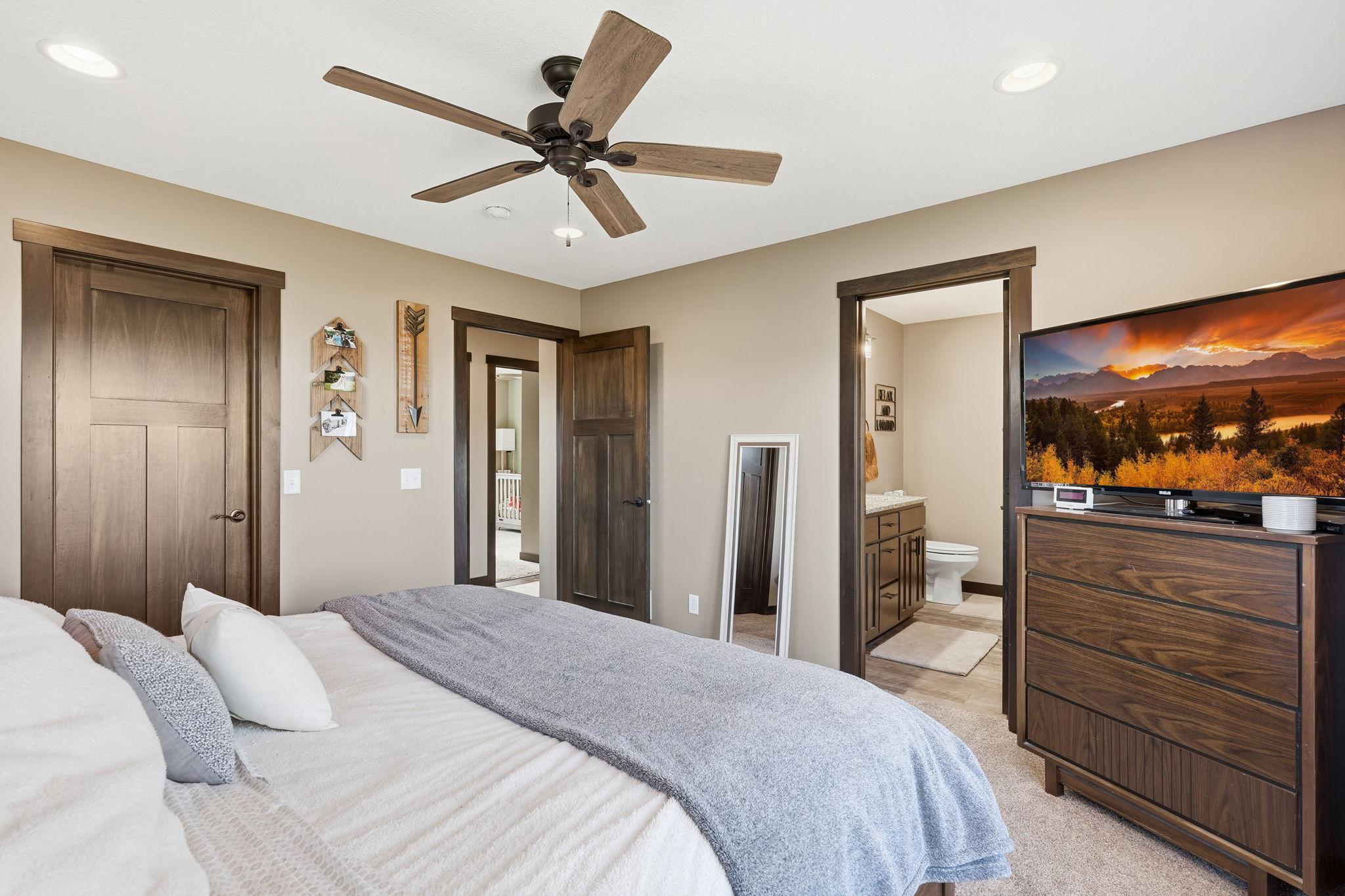 1633 Beaver Way