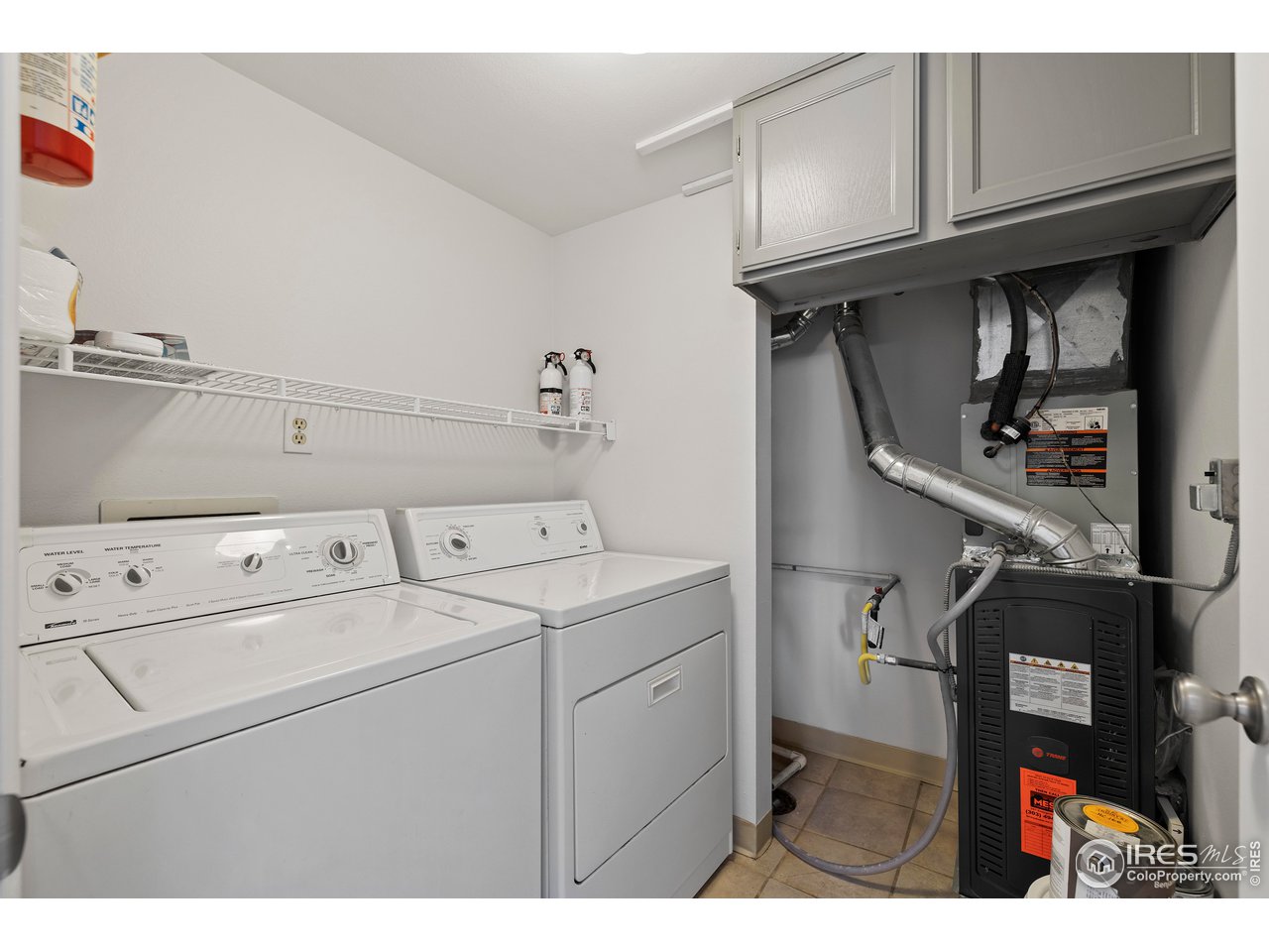 4658 White Rock Cir 2