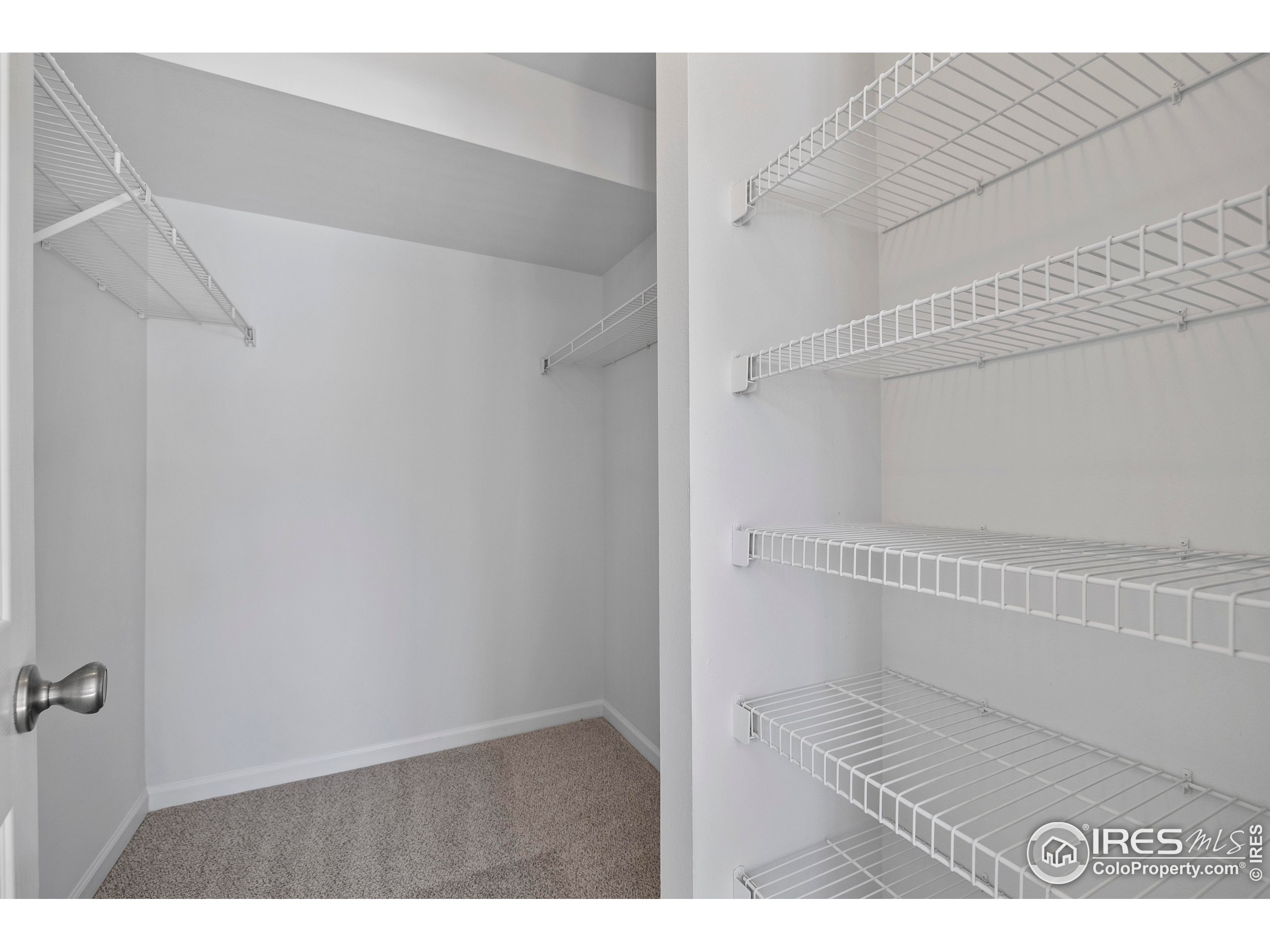 4658 White Rock Cir 2