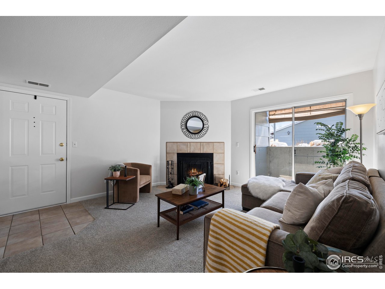 4658 White Rock Cir 2