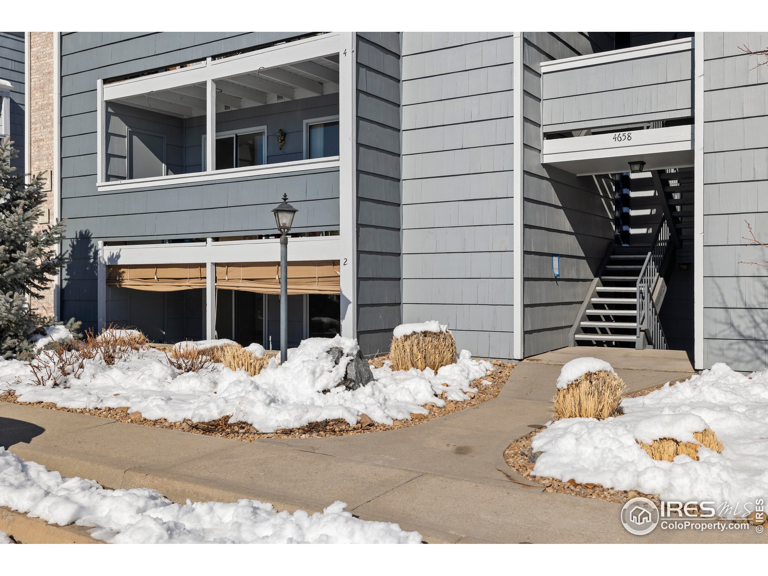 4658 White Rock Cir 2