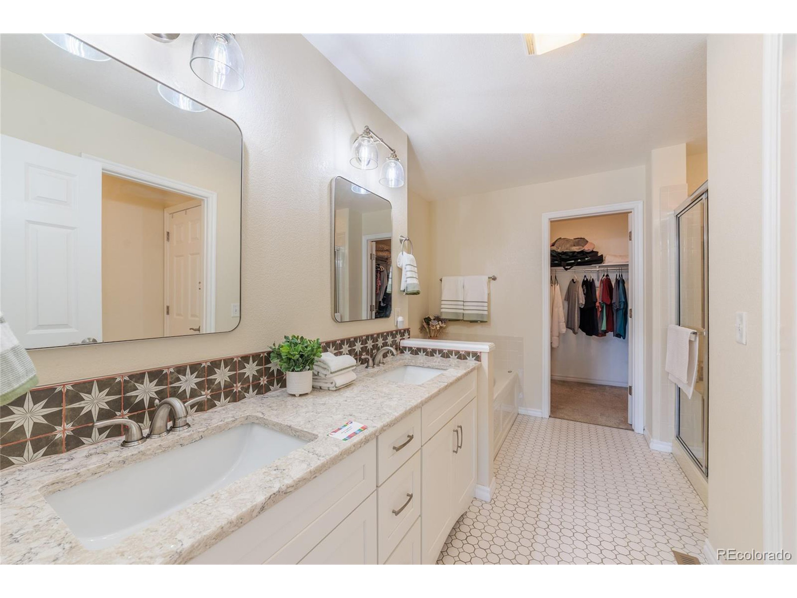 3000 E 112th Ave 102 Northglenn Unit: 102