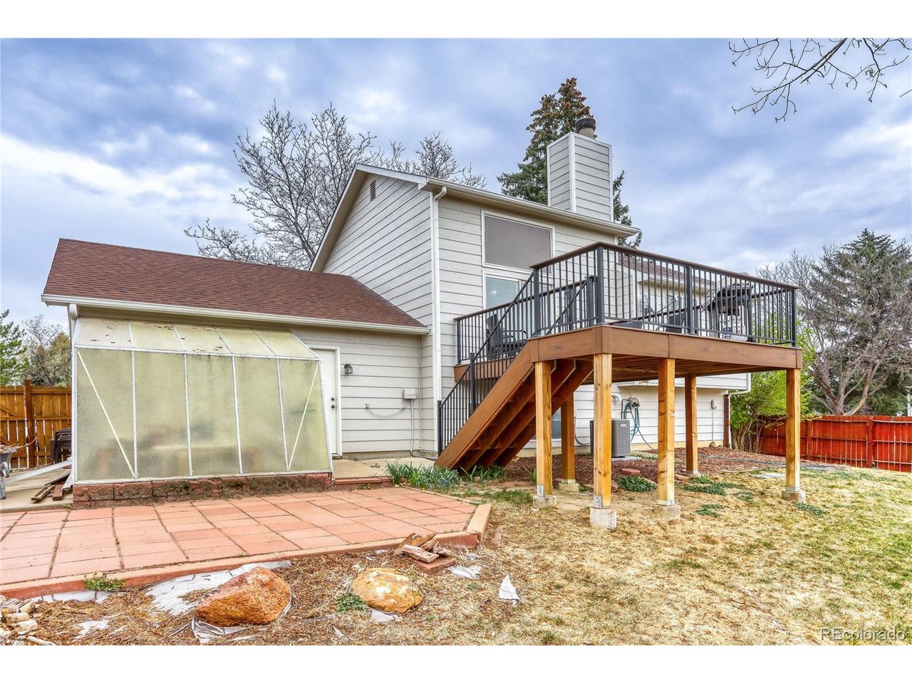 2201 22nd Ave