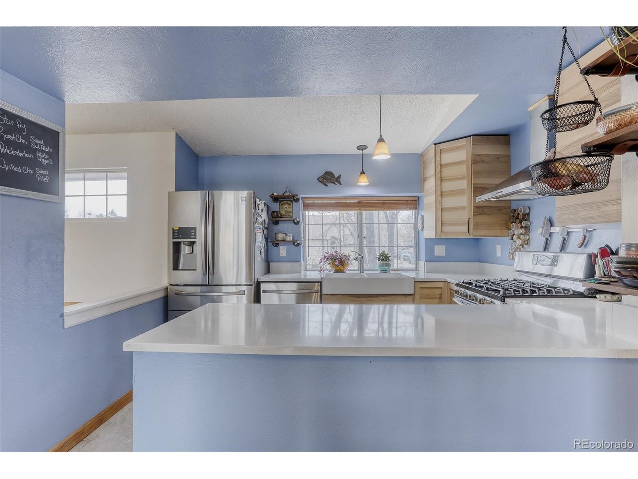 2201 22nd Ave