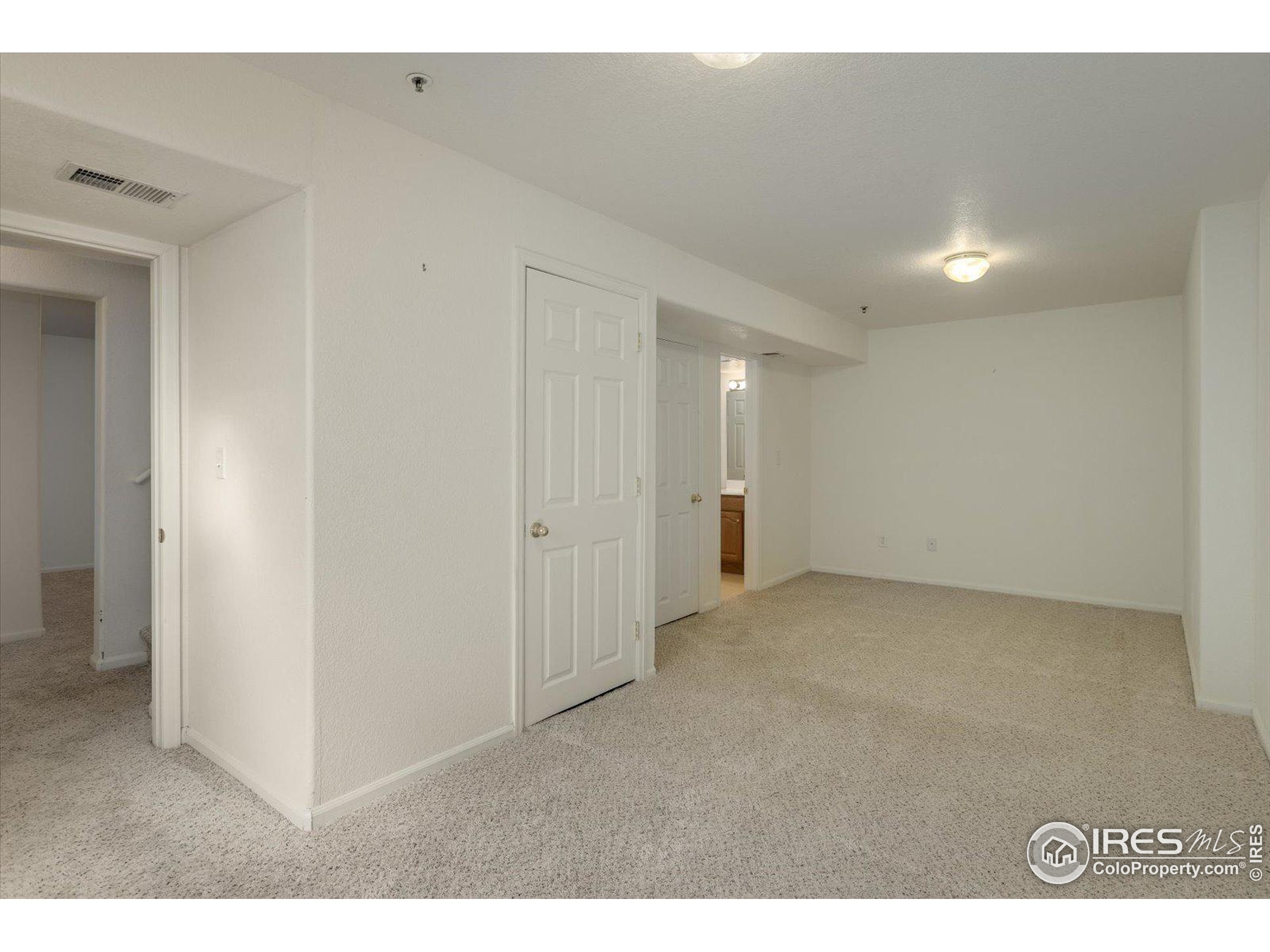 1601 Great Western Dr Unit: 3