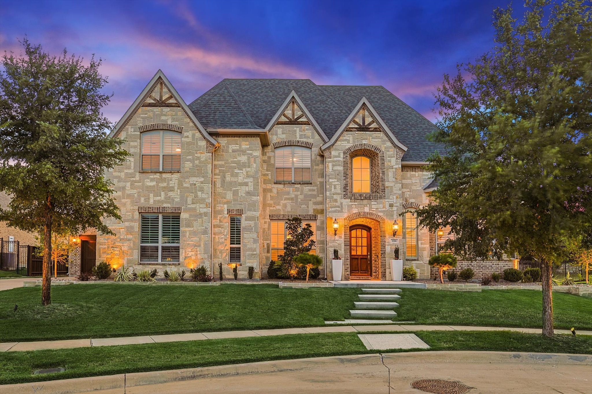 108 Saint Tropez Drive