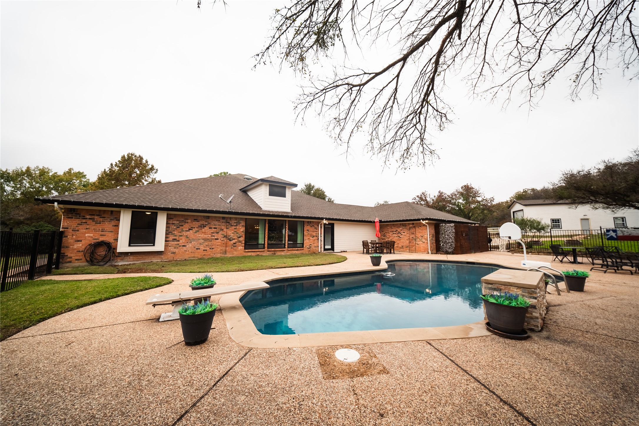 455 Love Henry Court