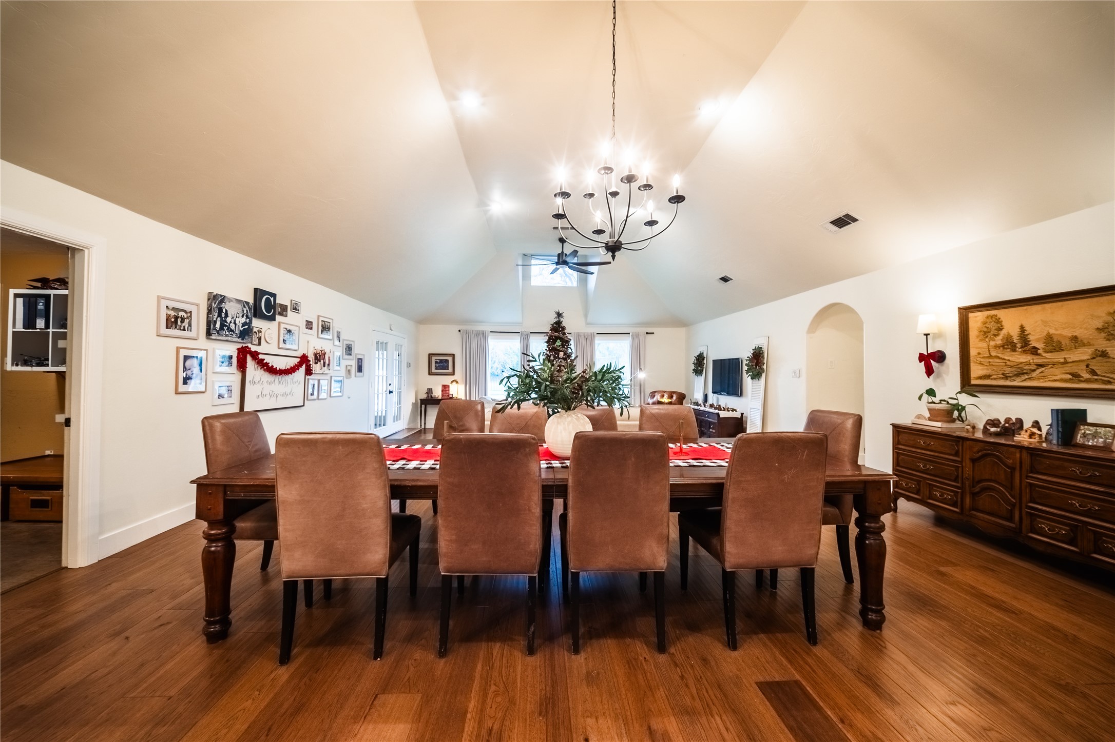 455 Love Henry Court