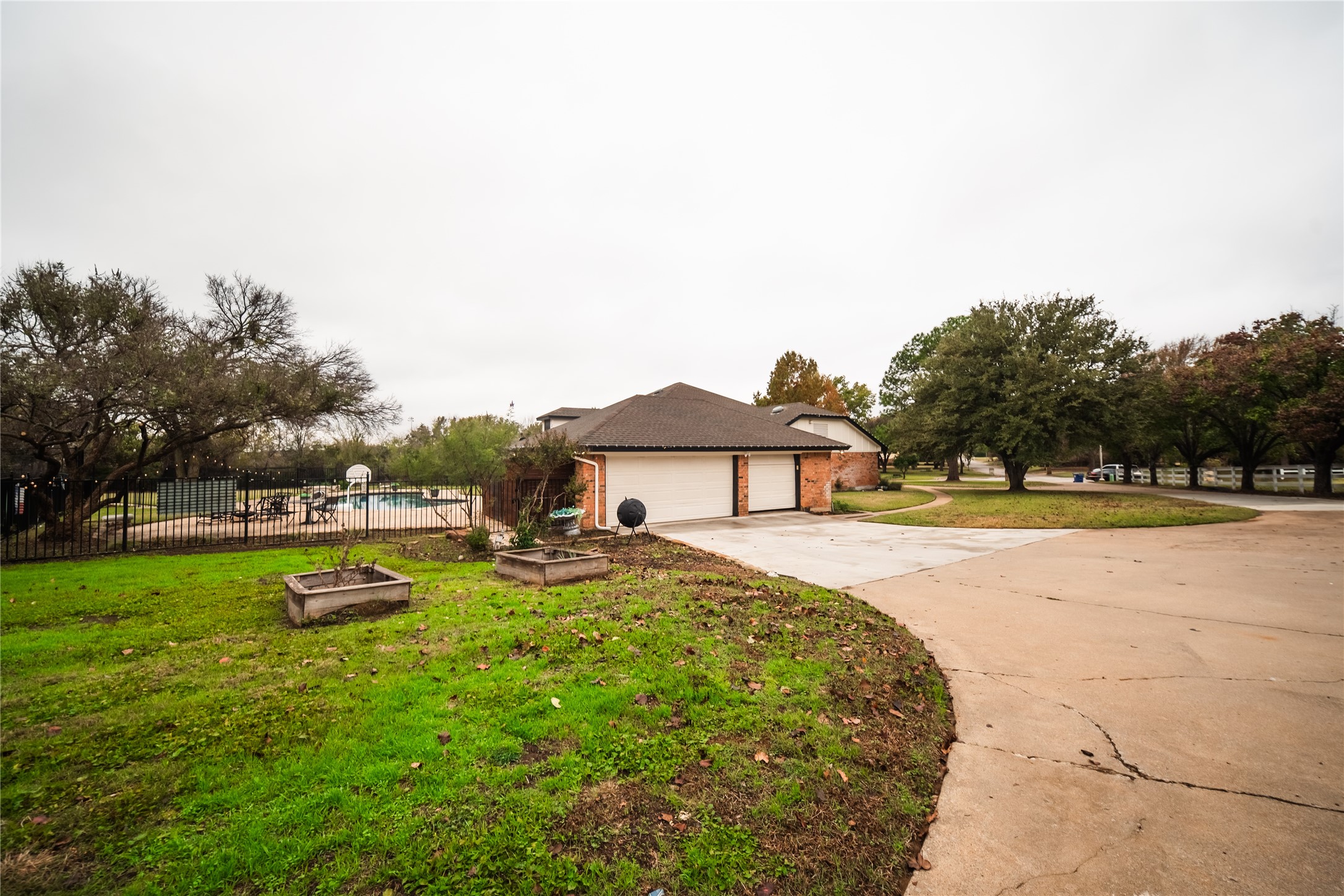 455 Love Henry Court