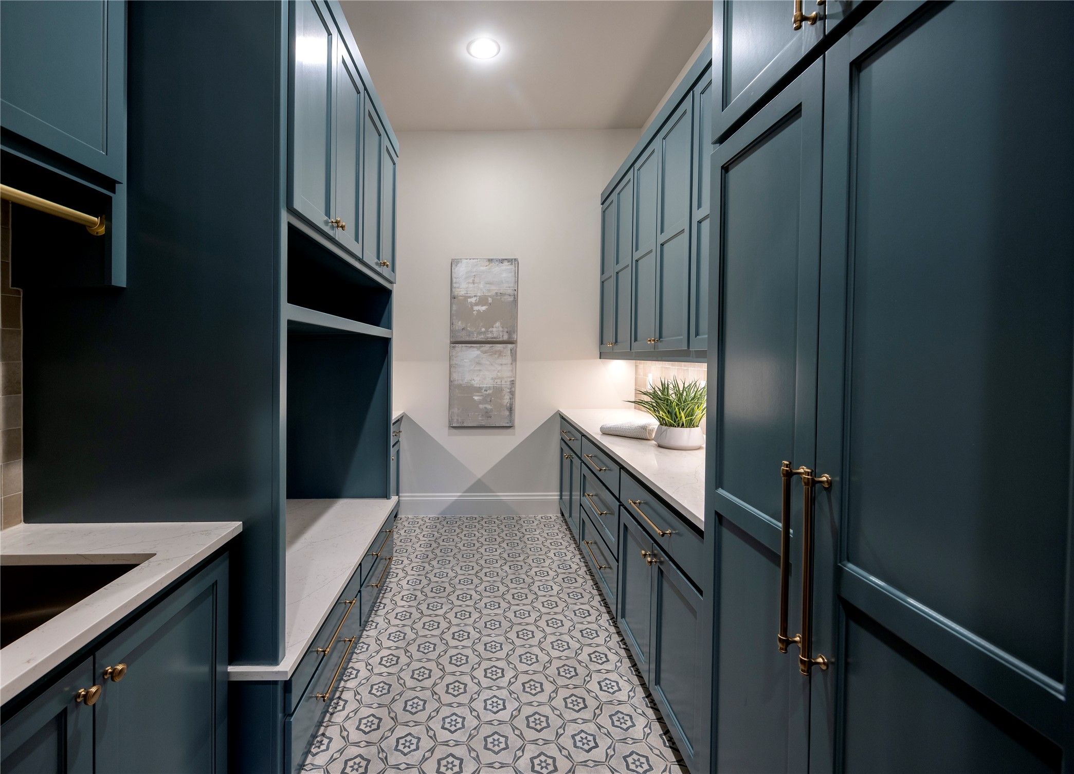 225 Murano Place