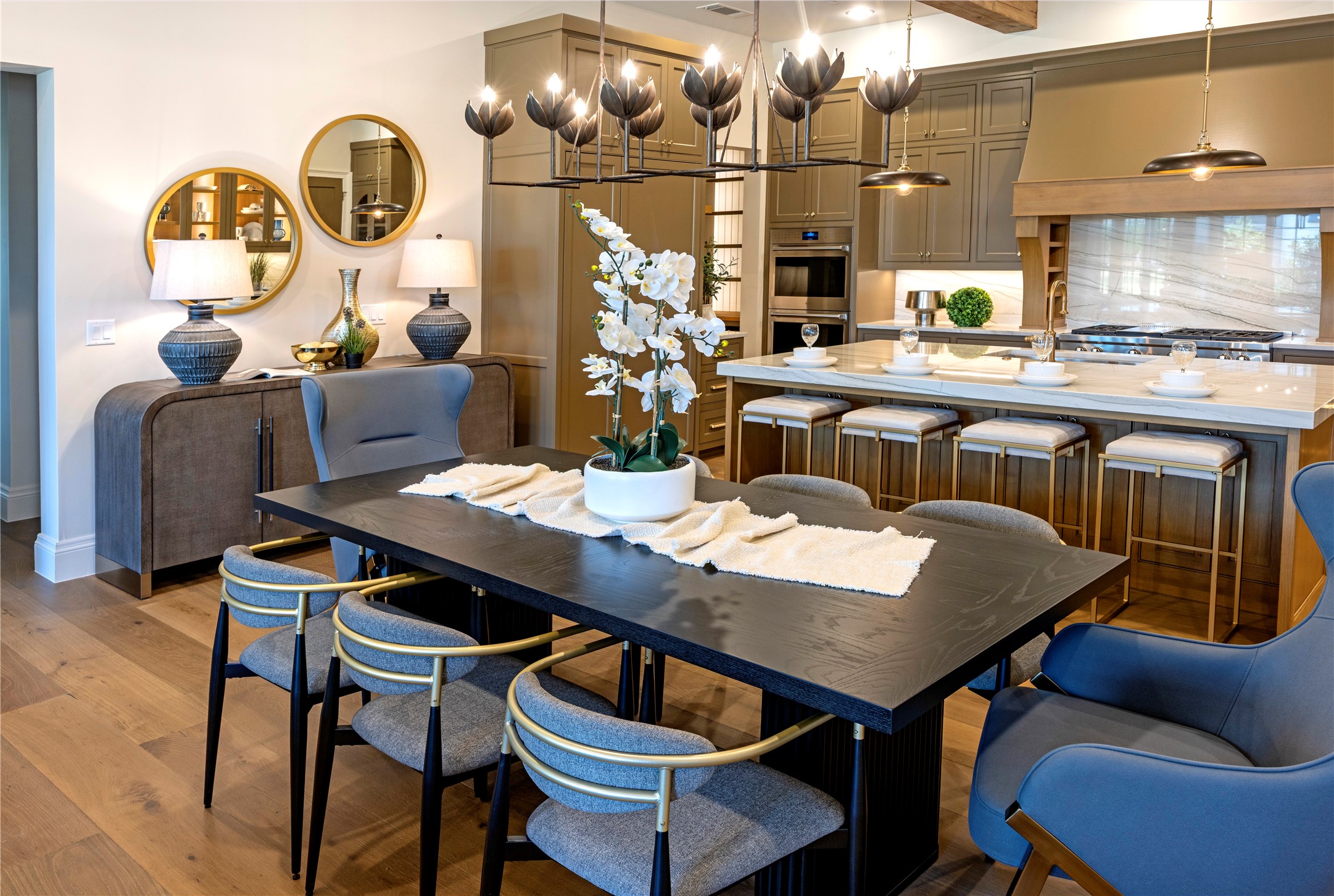 225 Murano Place