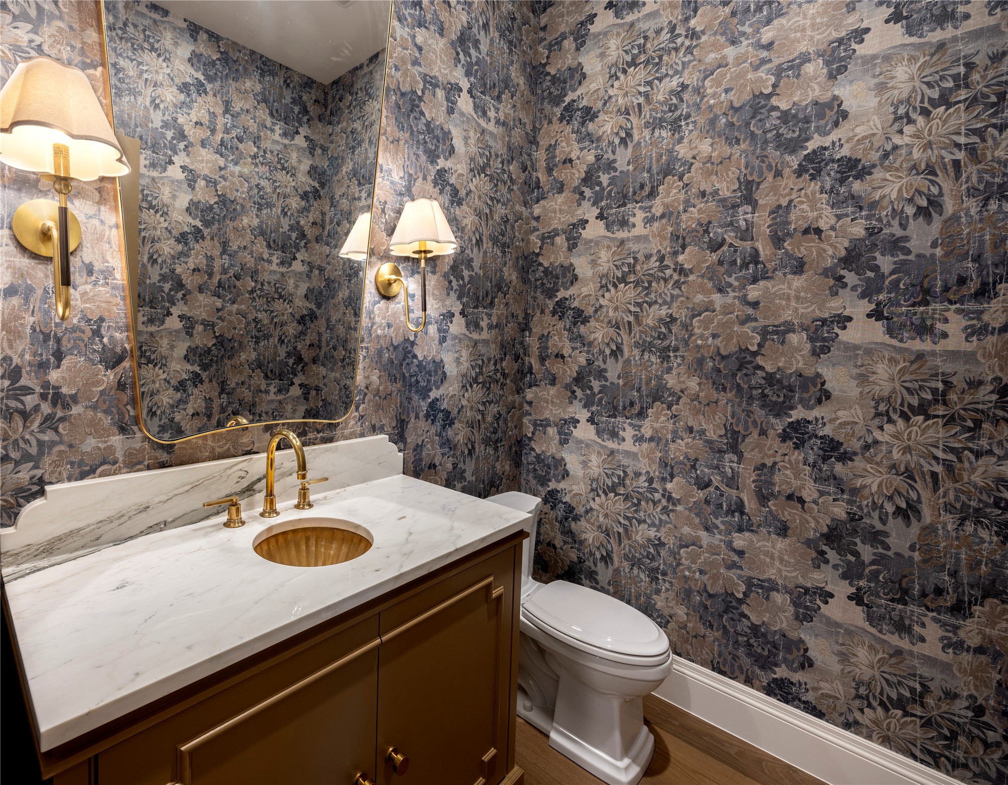 225 Murano Place