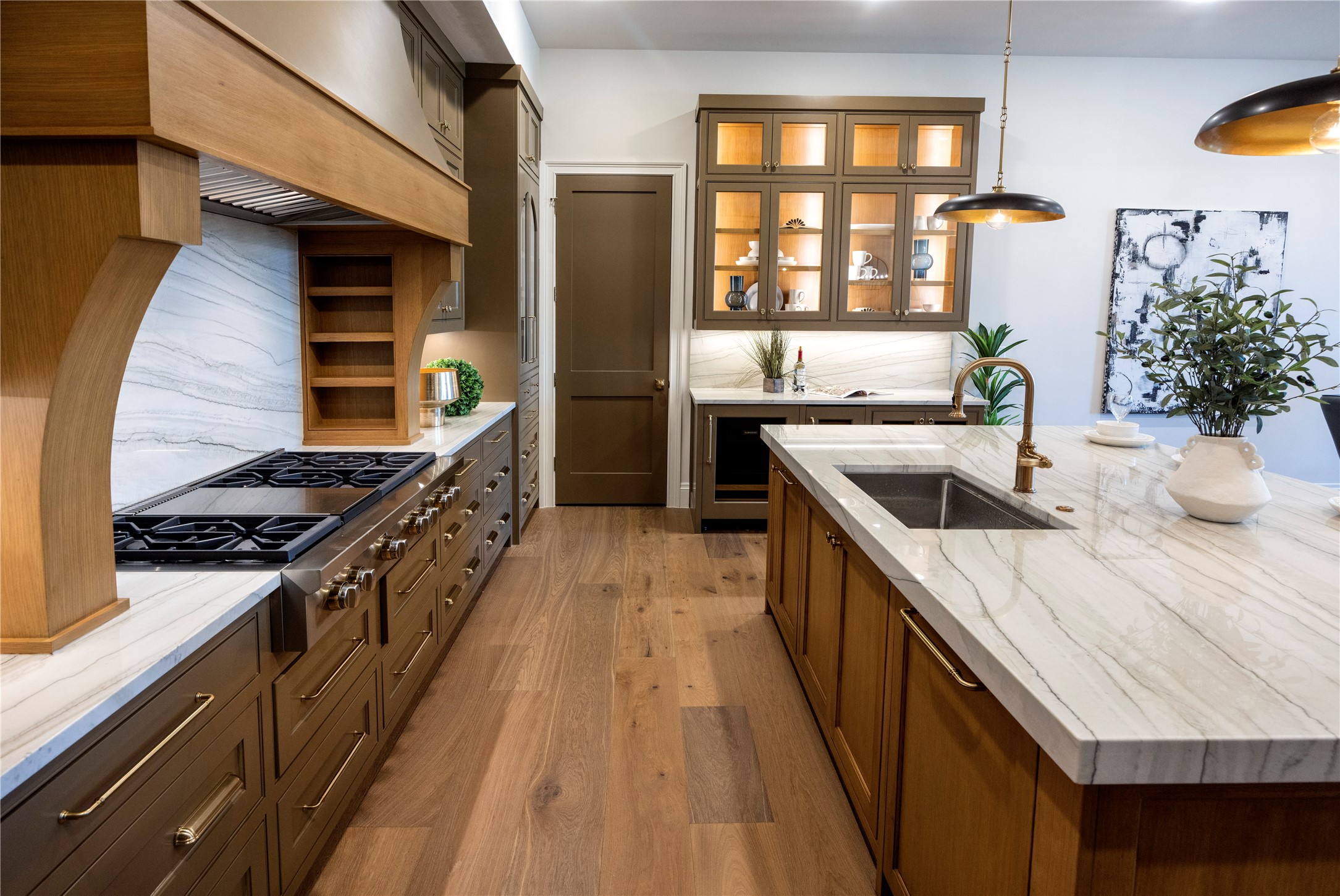 225 Murano Place