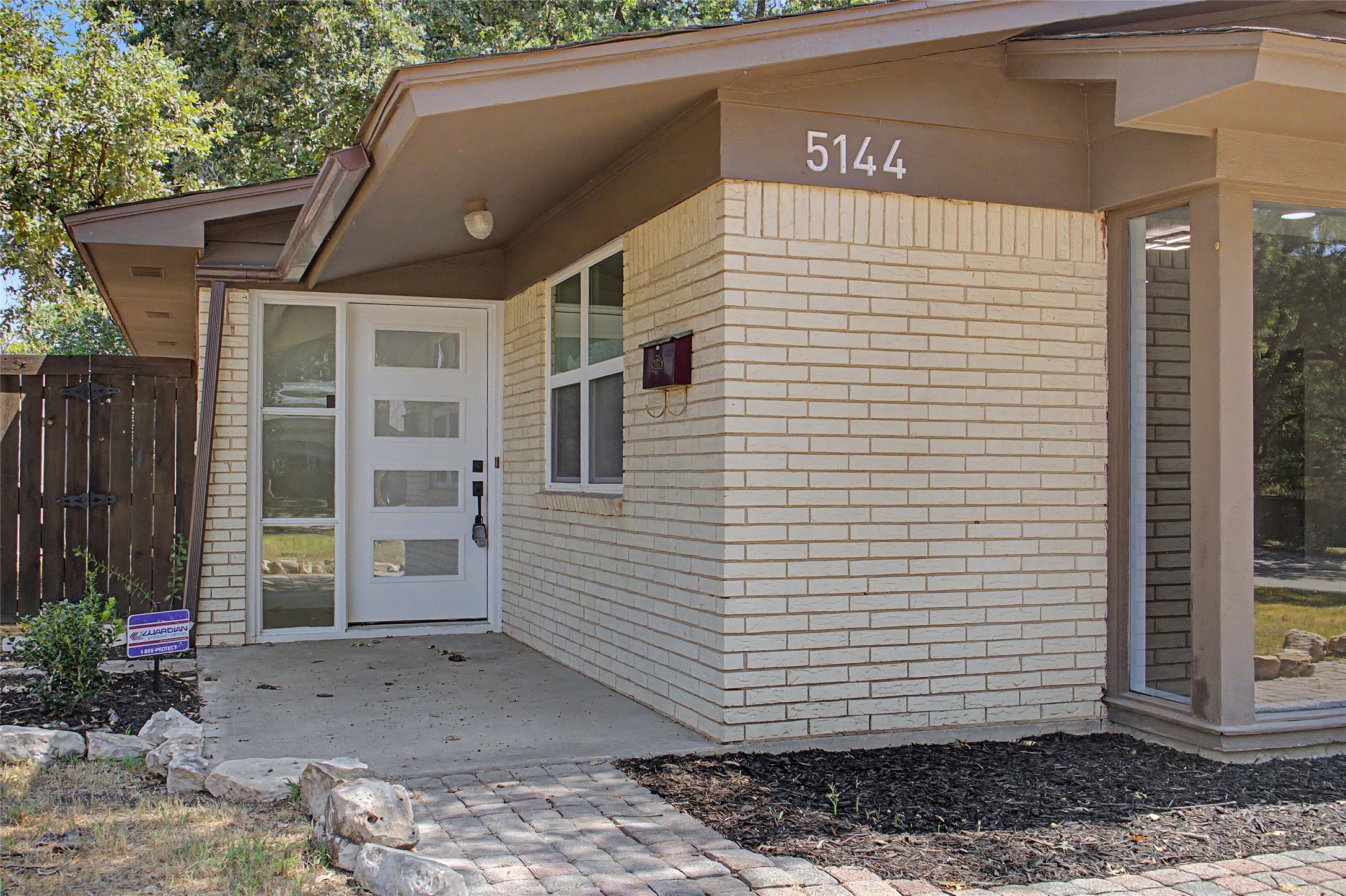 5144 Jennings Drive