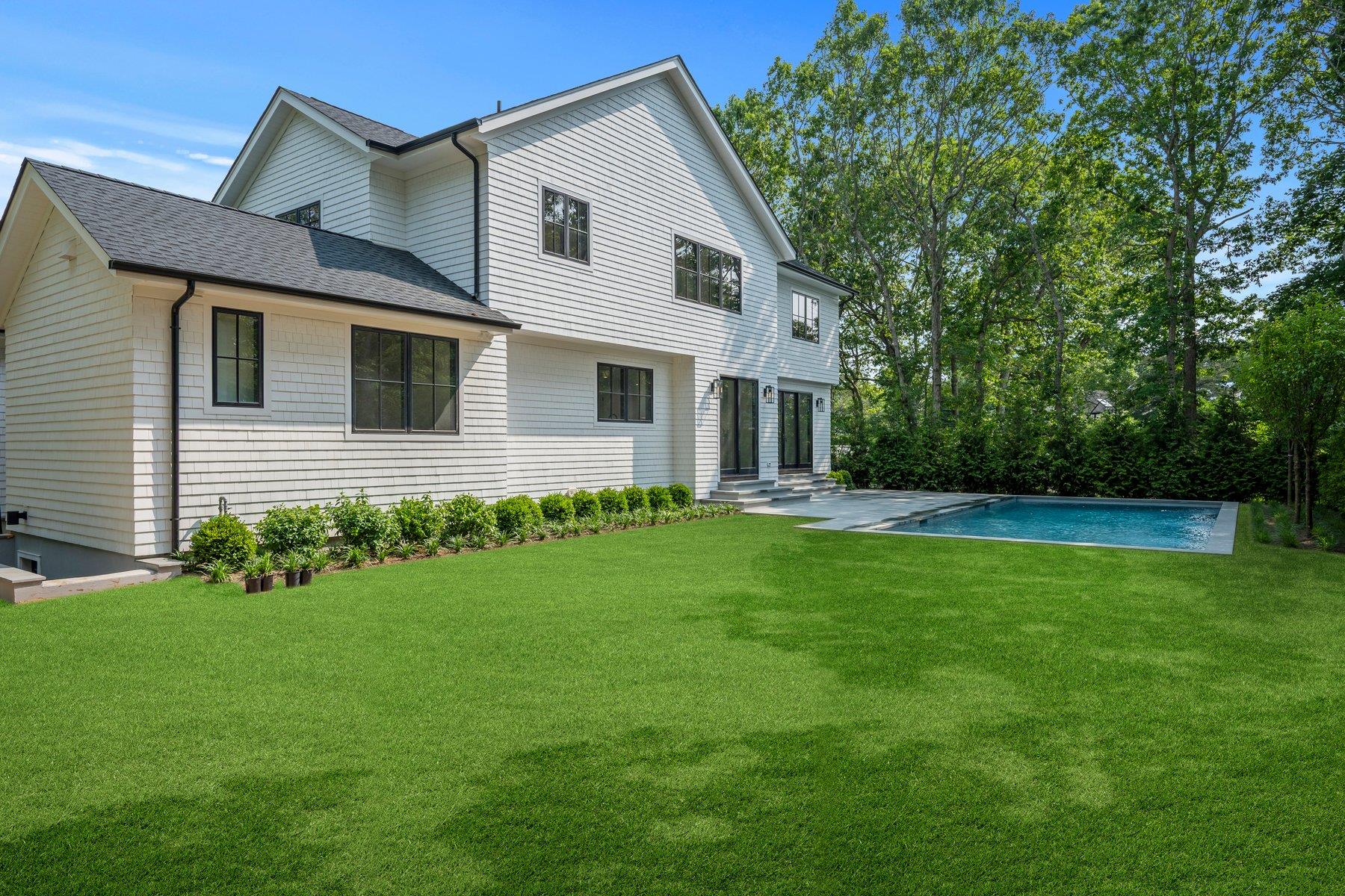 466 Montauk Highway