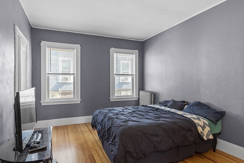 34 West Bowers Street