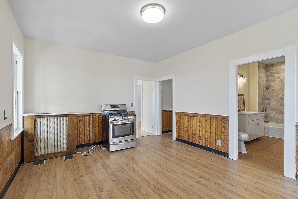 34 West Bowers Street