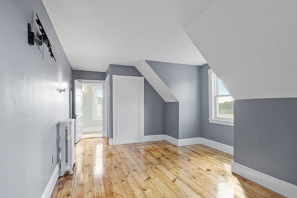 34 West Bowers Street