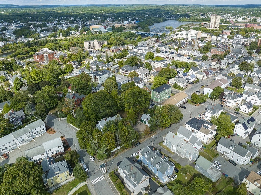 34 West Bowers Street